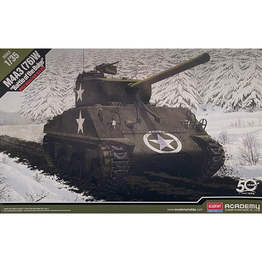 13500 Tank Academy 1/35 M4A3 (76)W 