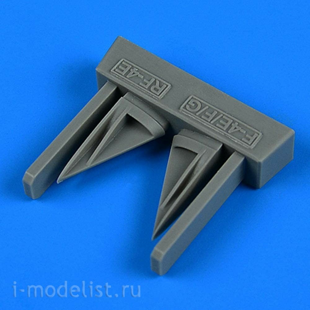 QB32 267 Quickboost 1/32 Vertical Tail Air Intake for RF-4C Phantom II