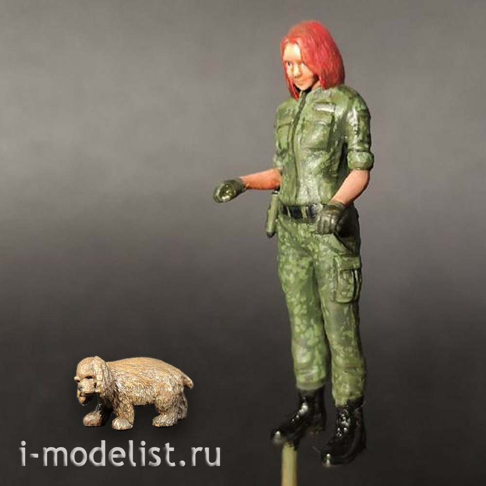 im35010 Imodelist 1/35 Action figure of a border girl with a dog