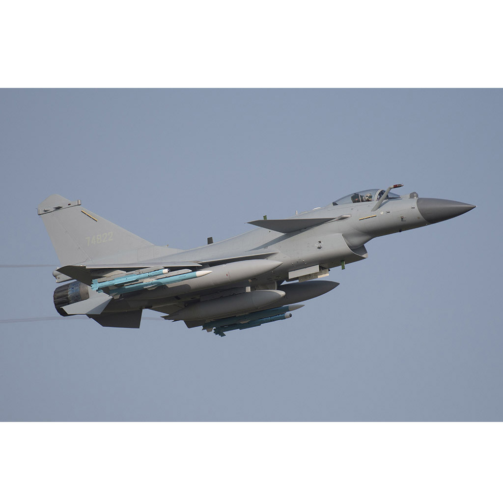 05826 Trumpeter 1/48 PLAAF J-10C Vigorous Dragon