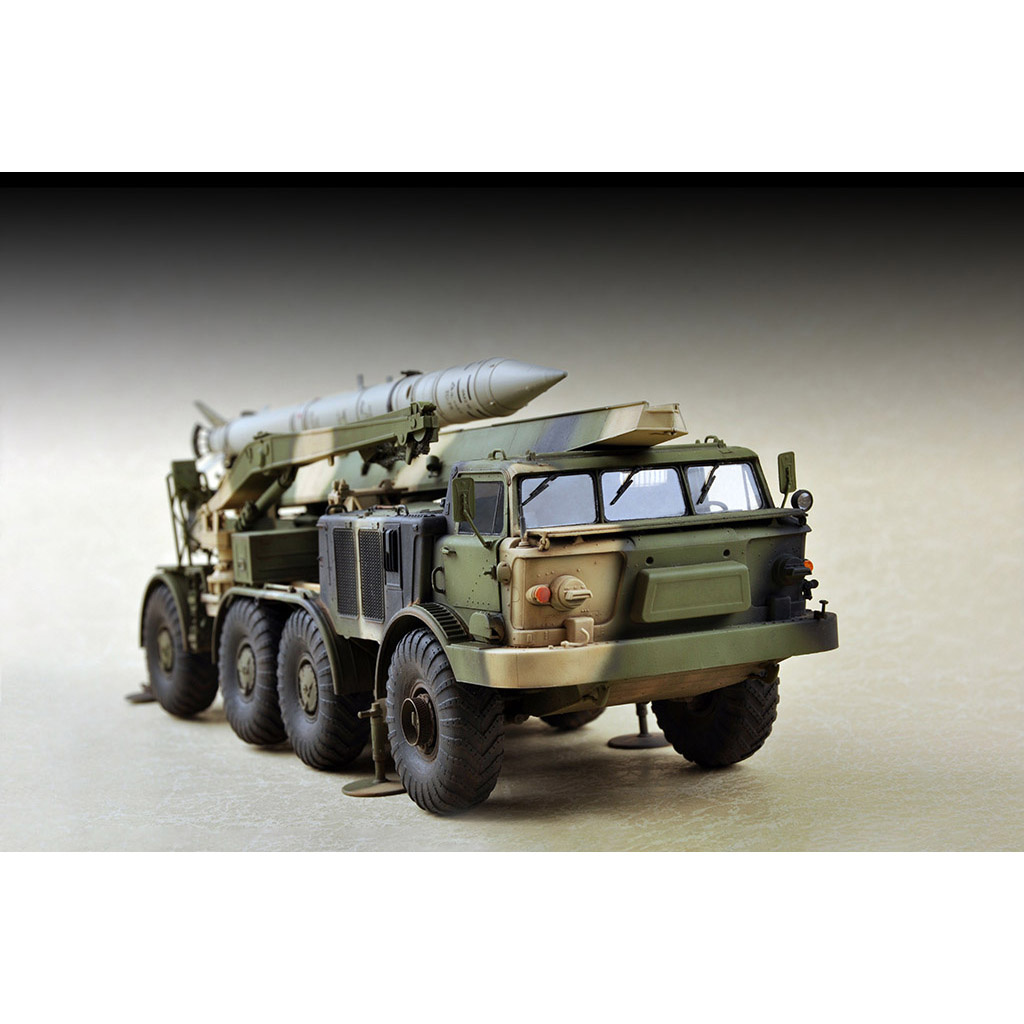 07179 Trumpeter 1/72 Russian rocket 9P113 TEL w/9M 21 of the 9K52 Luna-M short-range artillery missile system (FROG-7)