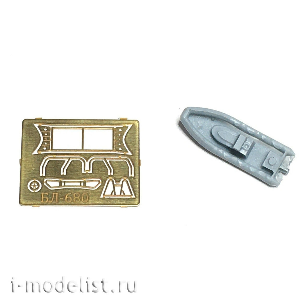 EV350018 Squadron 1/350 Boat BL-680