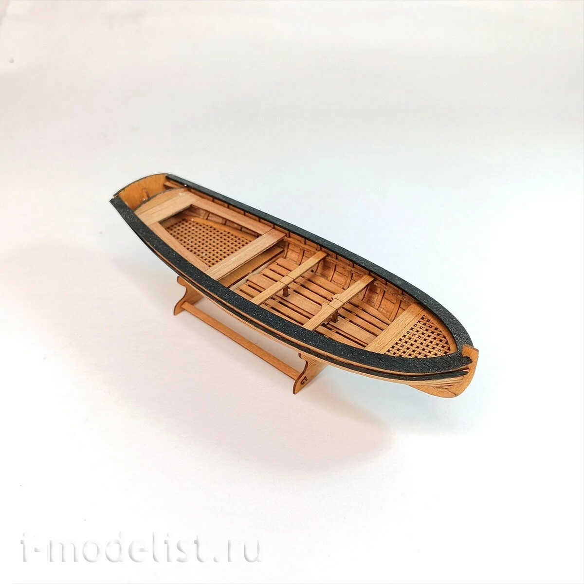 E48113 Эскадра 1/48 Ял 6-весельный XVIII-XIX в.