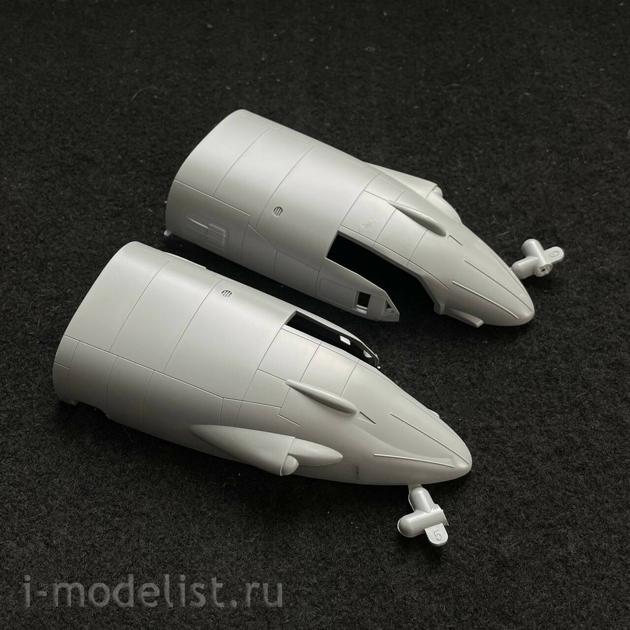 UA72212 Modelcollect 1/72 USAF B-52G Stratofortress Strategic Bomber, new version