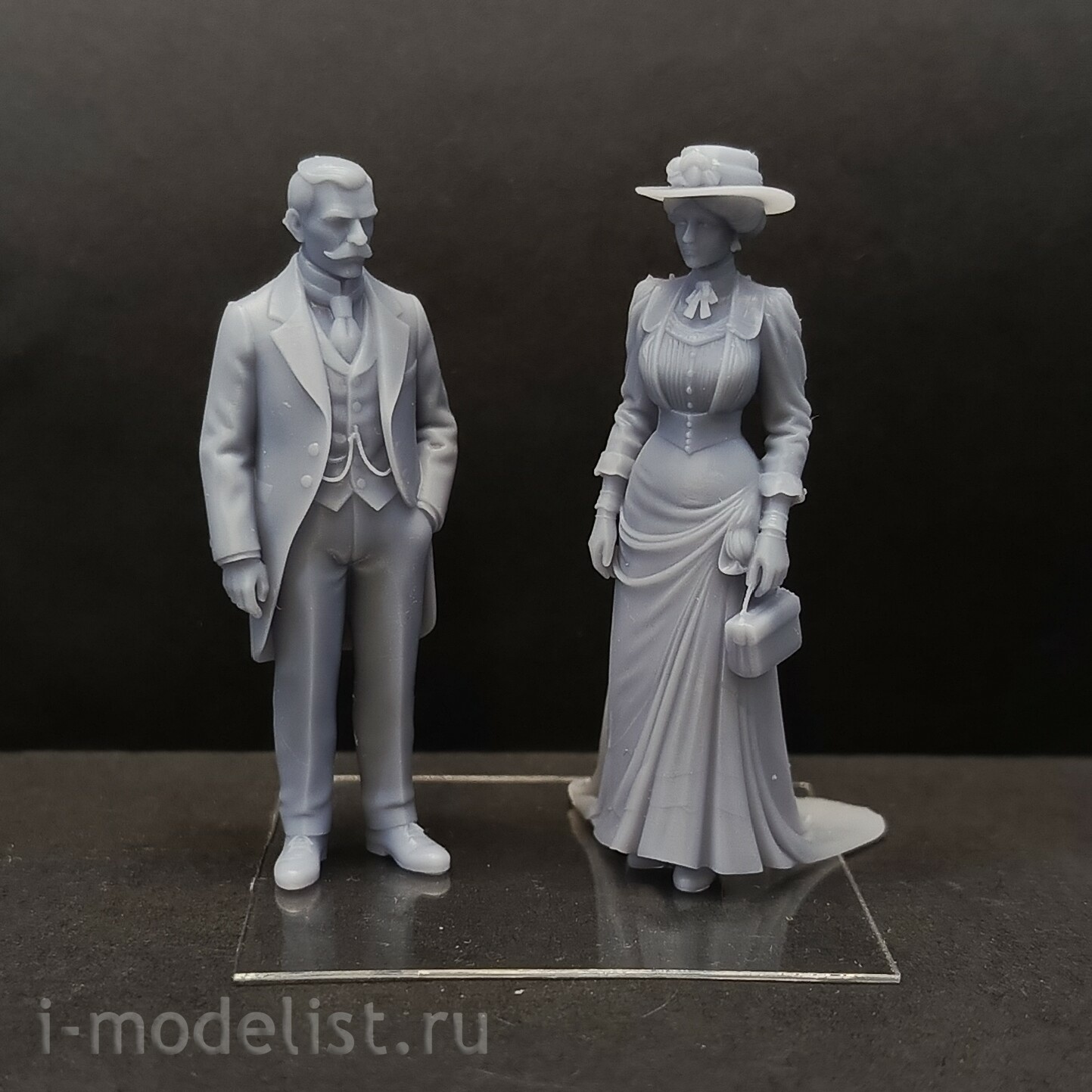 DMS-35283 ДМС 1/35 Фигурки Леди и Джентельмен