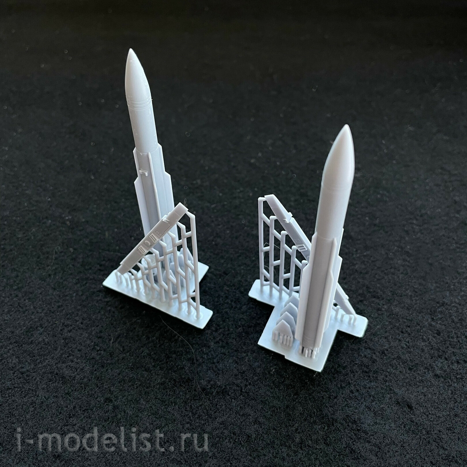 KMR48007 KEPmodels 1/48 Rocket AGM-78 2 pcs.