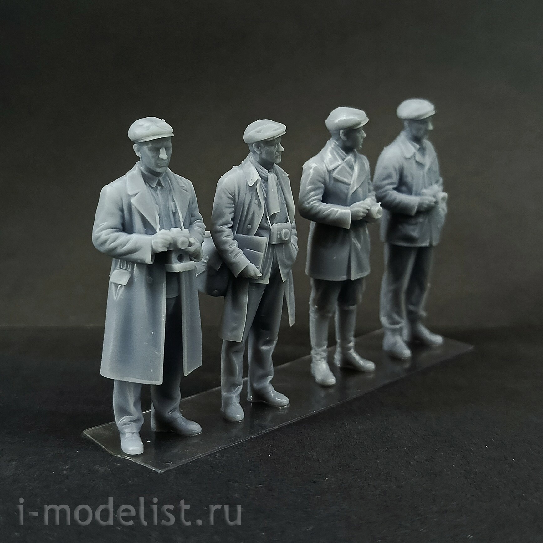 DMS-43029 ДМС 1/43 Фигурки фfromокорреспонденты СССР