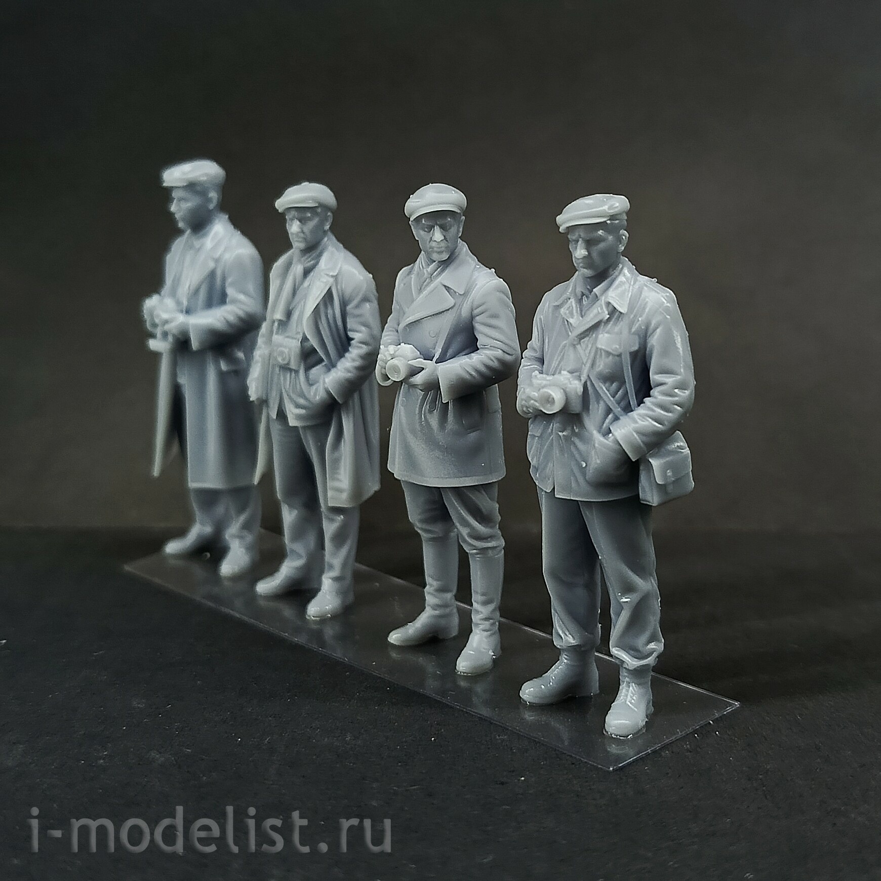 DMS-43029 ДМС 1/43 Фигурки фfromокорреспонденты СССР