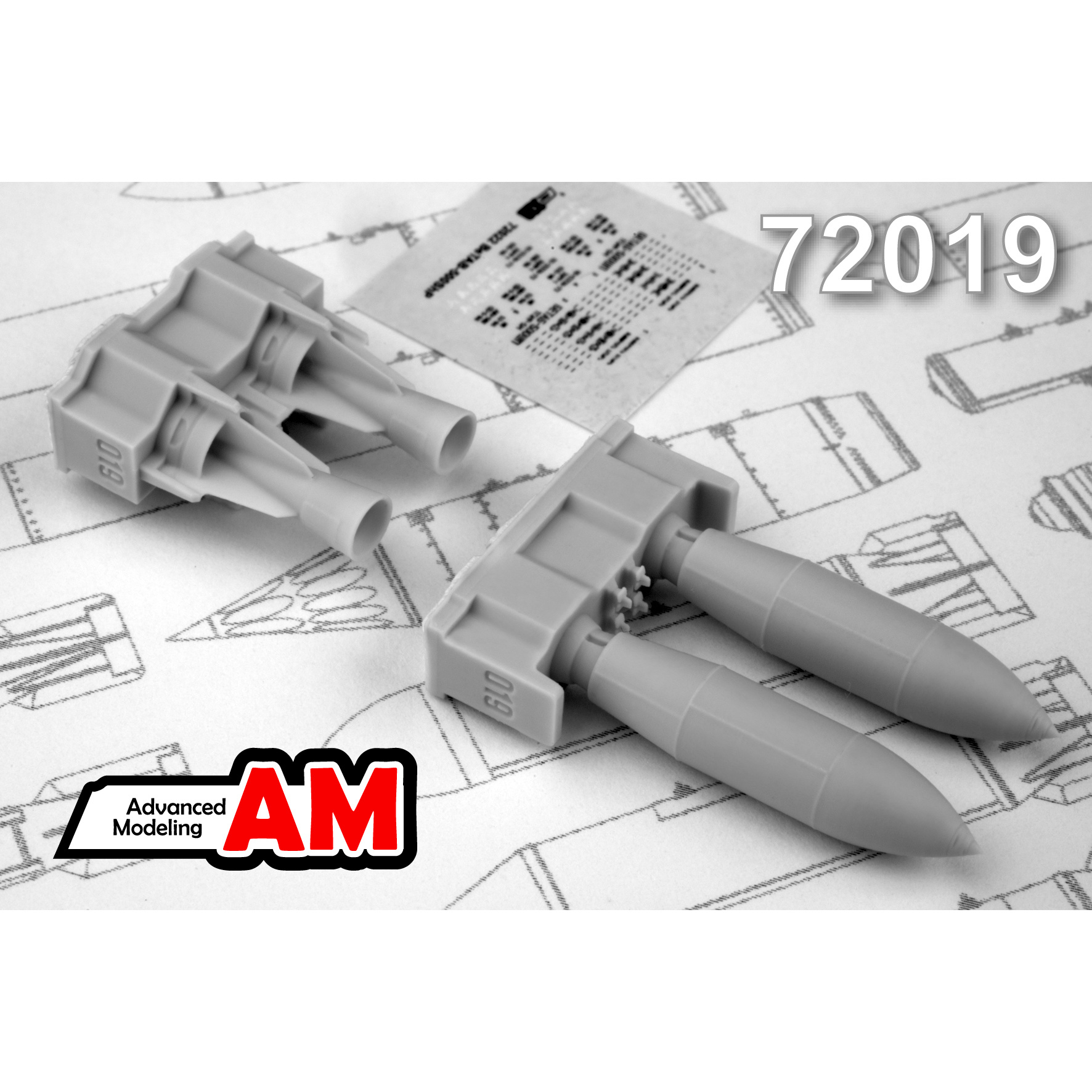 AMC72019 Advanced Modeling 1/72 FAB-500 M-62 high-explosive bomb caliber 500 kg ( two bombs included)