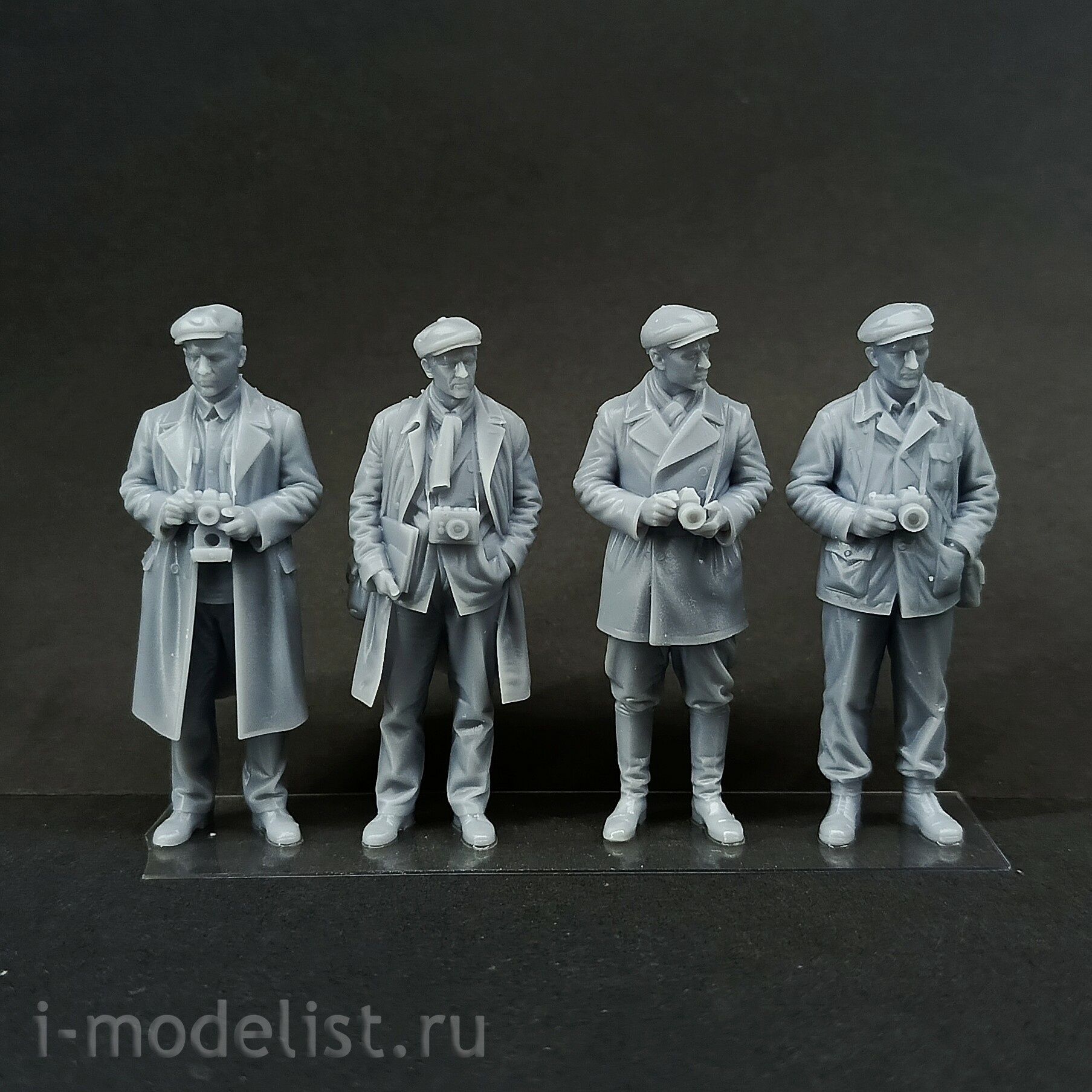 DMS-43029 ДМС 1/43 Фигурки фfromокорреспонденты СССР