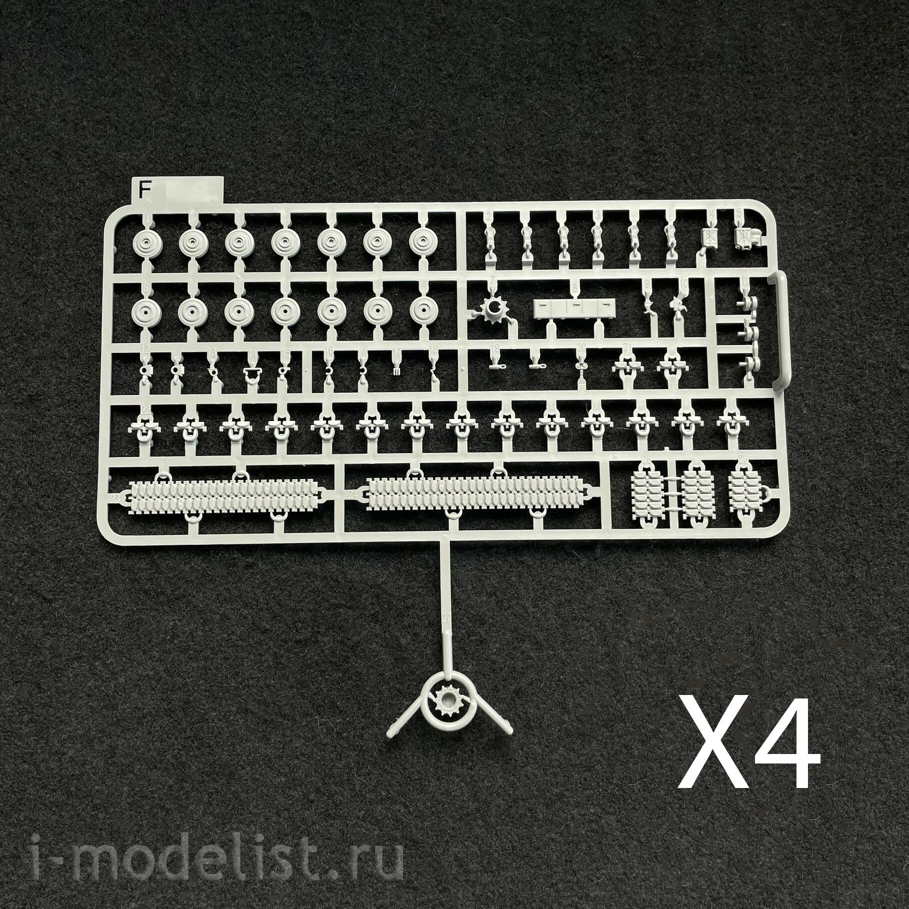5022 Takom 1/72 American tank M60A1 with ERA and M60A3 (1+1)