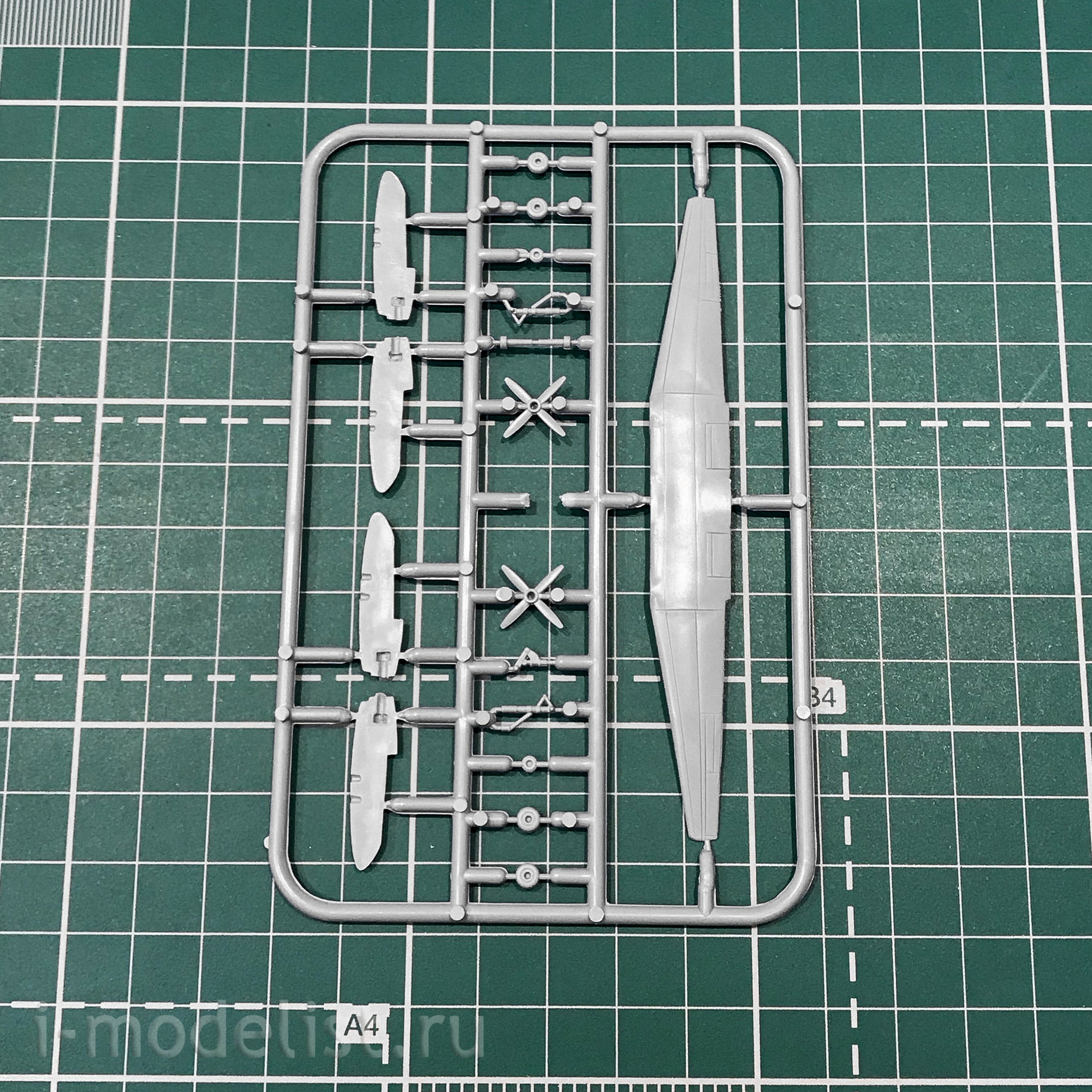28803 Orient Express 1/288 reconnaissance Aircraft An-30 