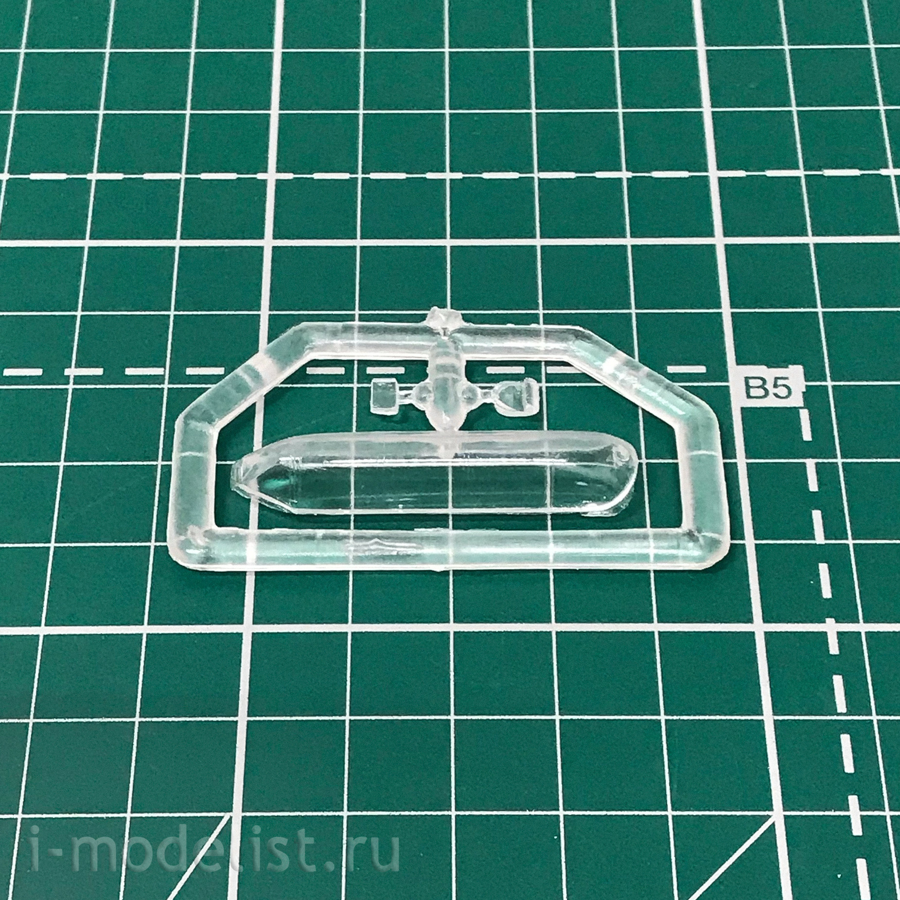 72198 Amodel 1/72 Yak-18 M-12 