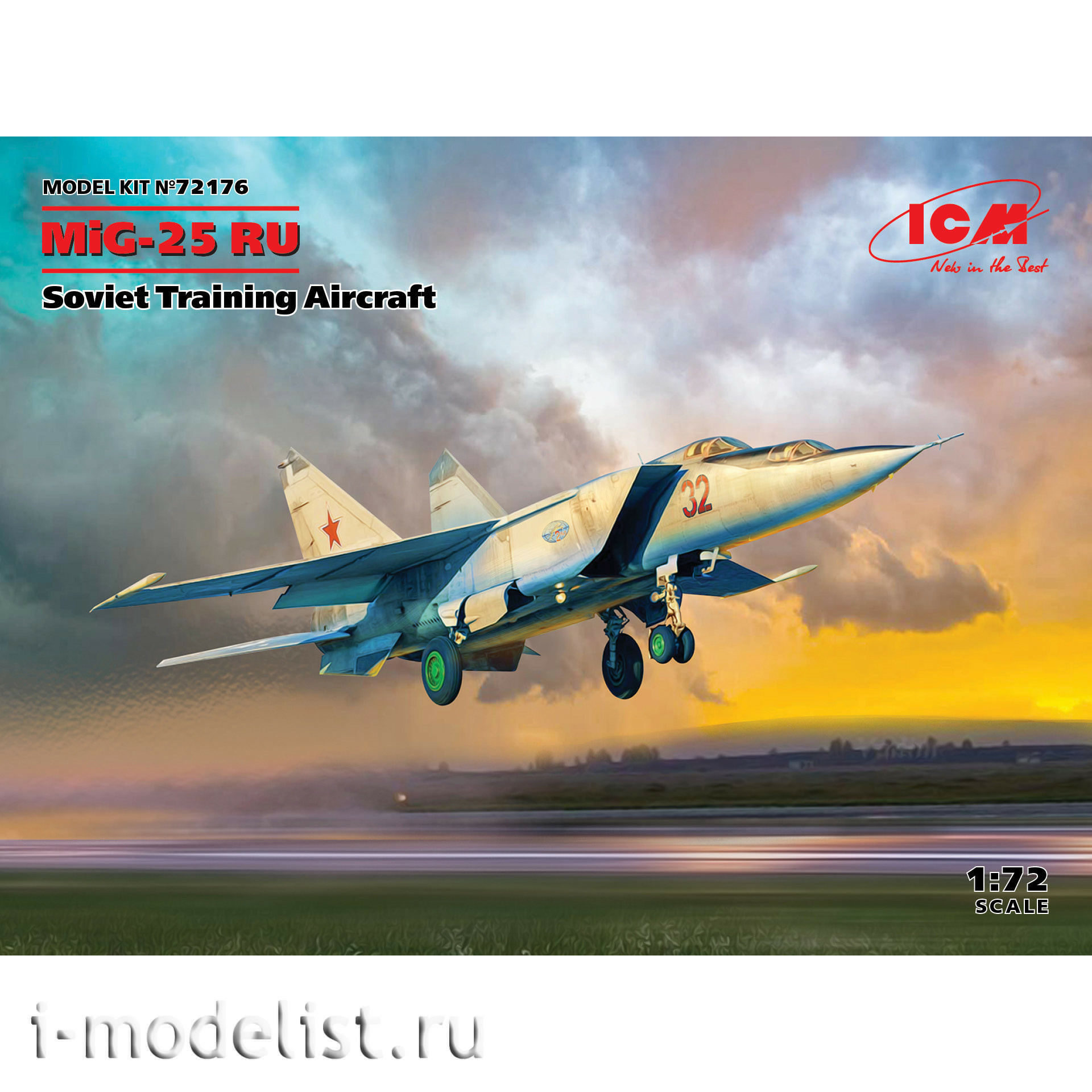 72176 ICM 1/72 Soviet training aircraft M-25 RU