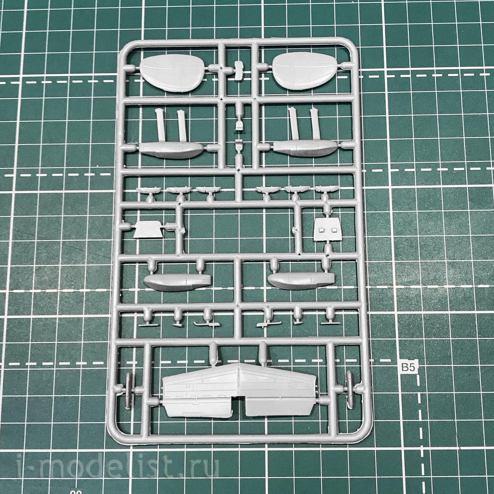 1451 Amodel 1/144 Aircraft Be-6 (polar)