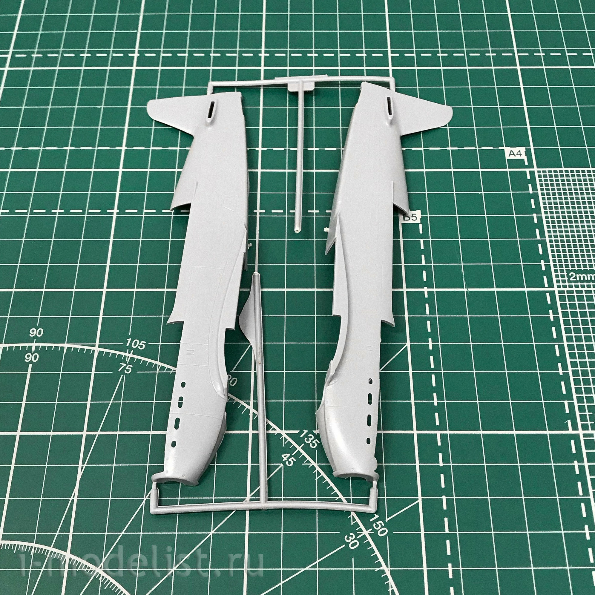 48011 ARK-models 1/48 Fighter Yak-7B Pyotr Pokryshev