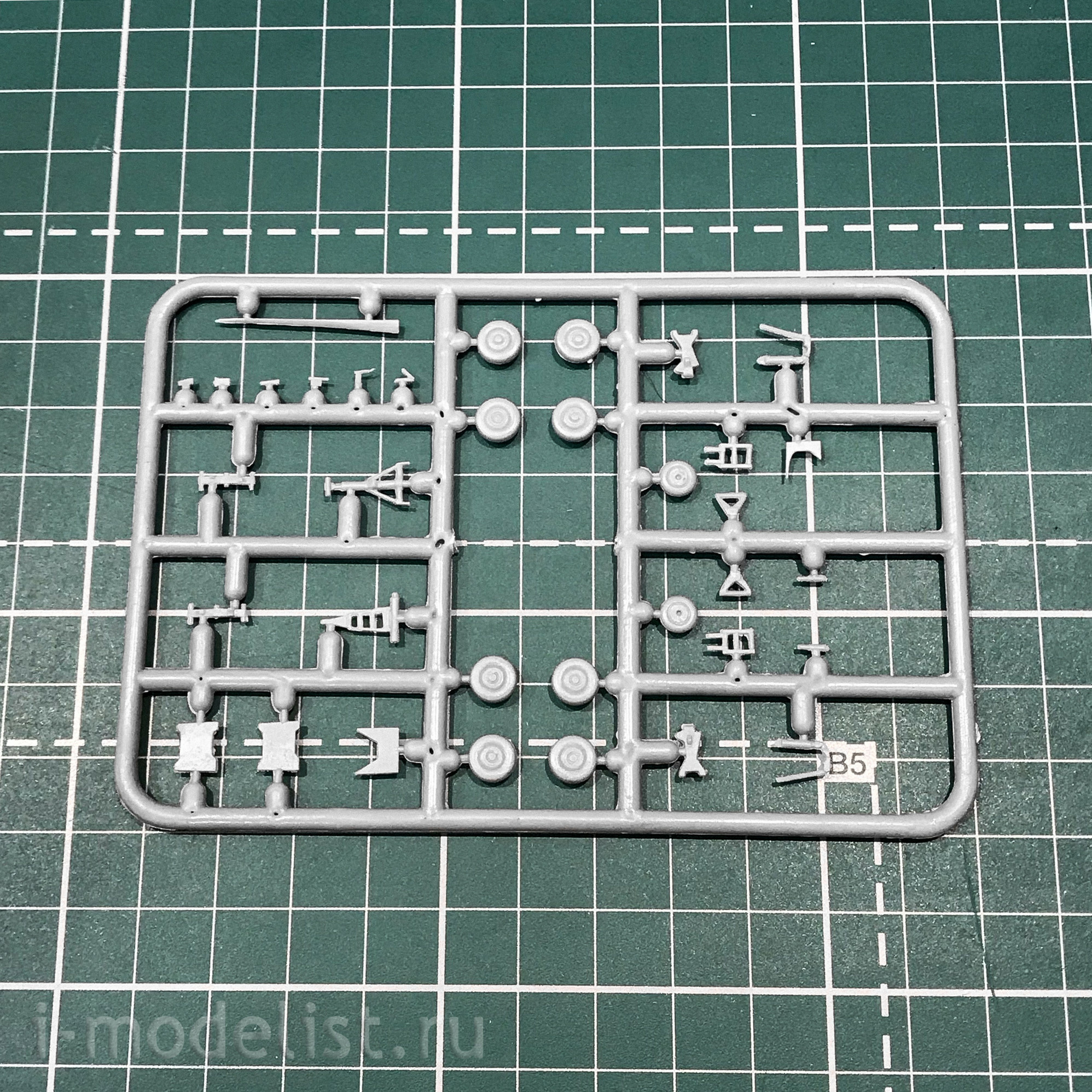 1448 Amodel 1/144 Scales Plane Comet 4B