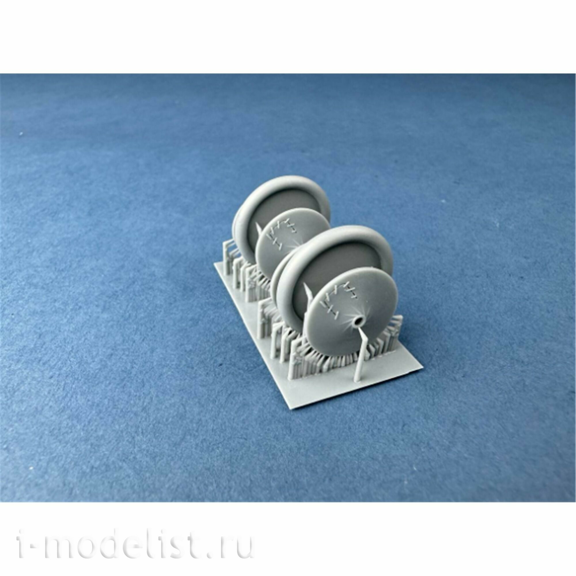 A32-019 Copper State Models 1/32 Колеса с ажурными вырезами на ободах для Nieuport 11