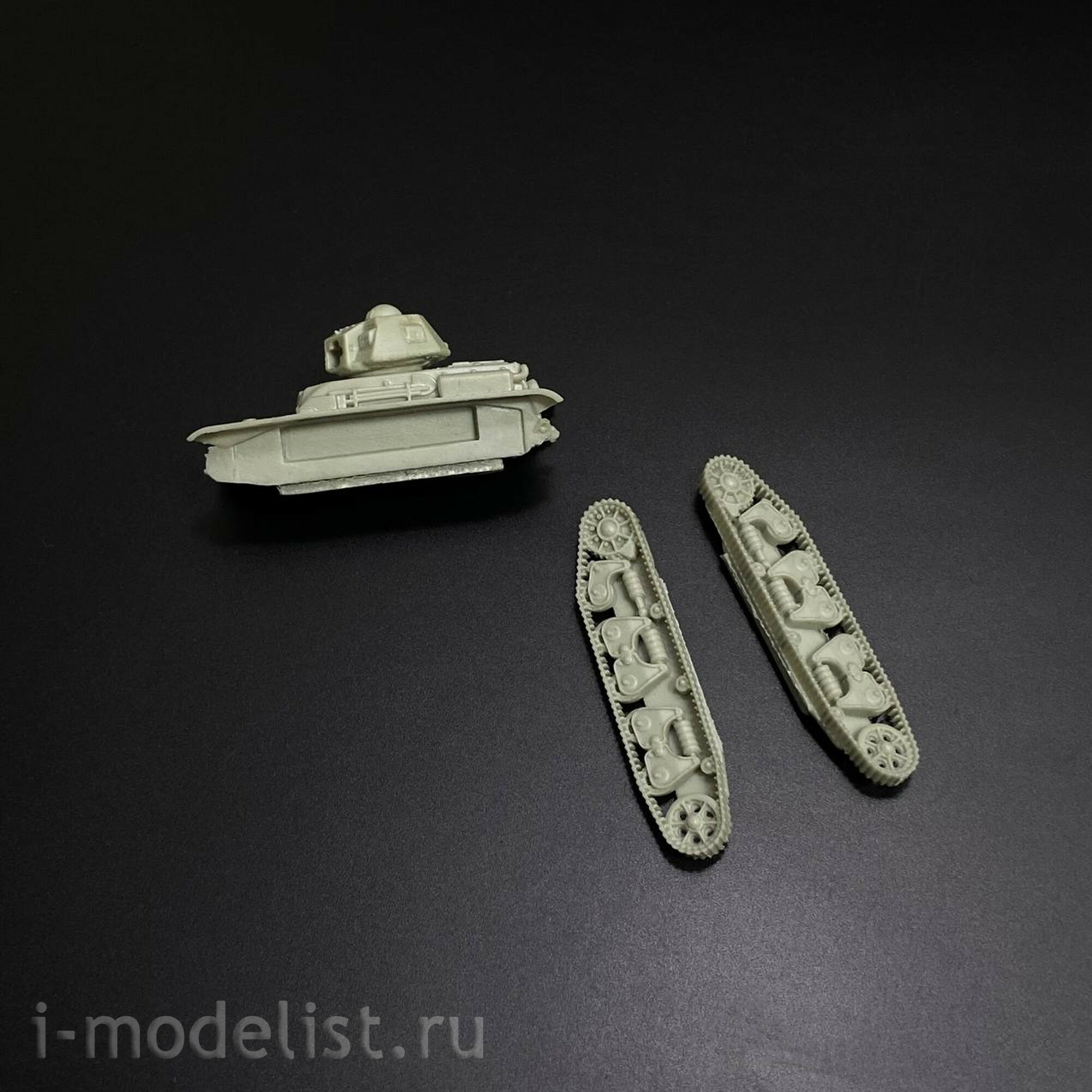 100028 Zebrano 1/100 Romanian tank destroyer Vanatorul R35