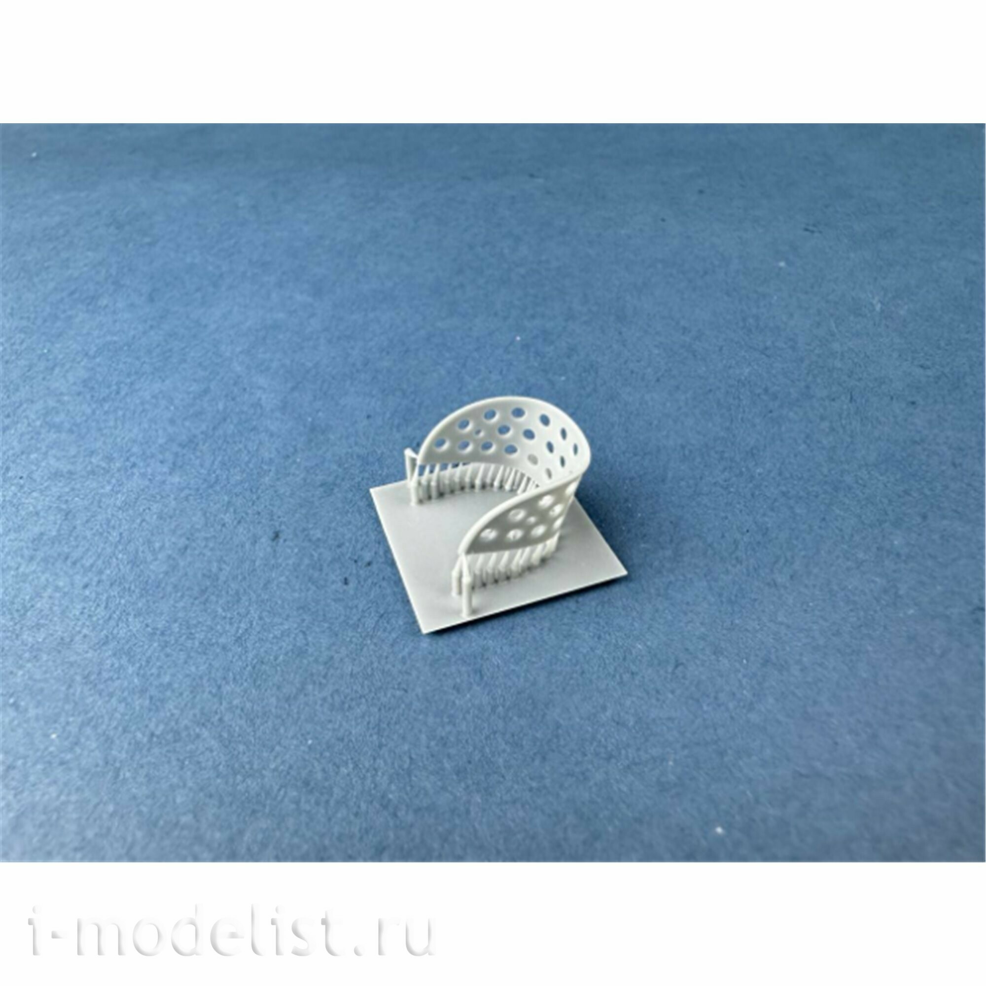 A32-015 Copper State Models 1/32 Спинка сиденья пилfromа Nieuport 11/16