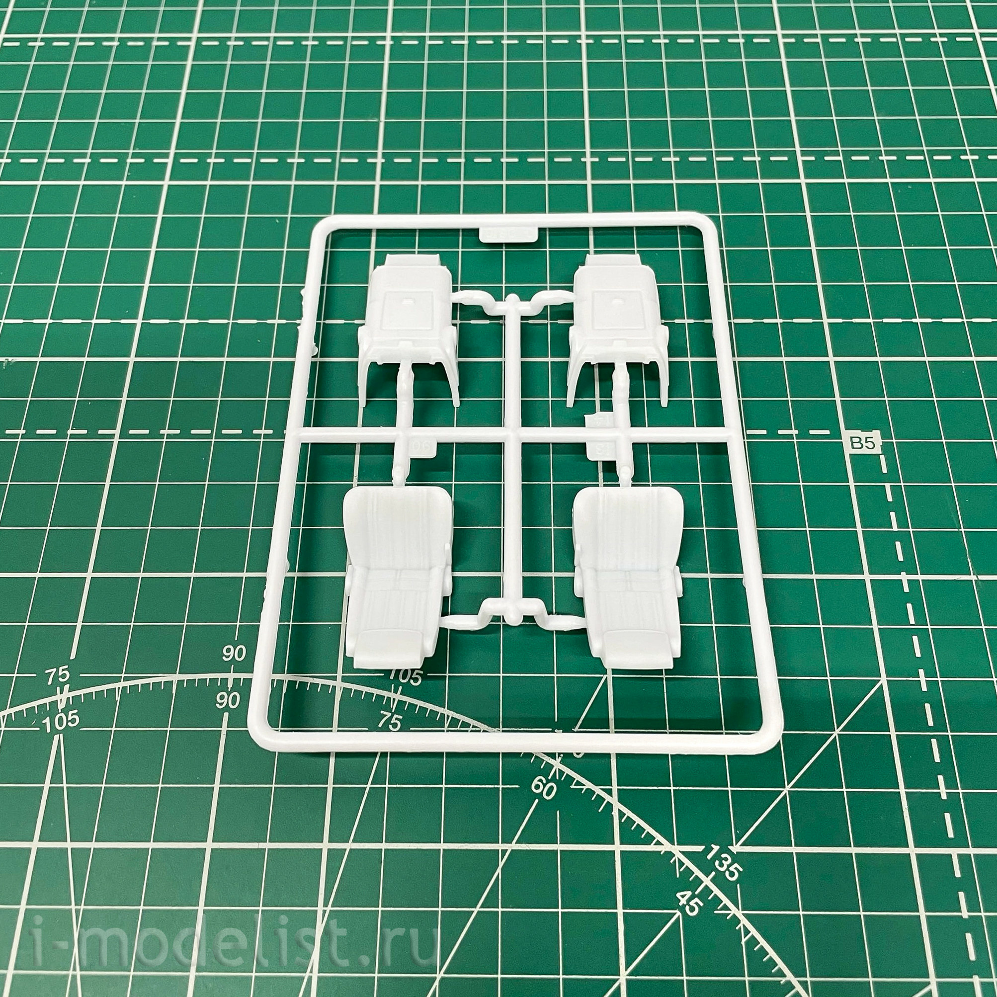 14446 Revell 1/25 Car '85 Oldsmobile 442/FE3-X Show Car