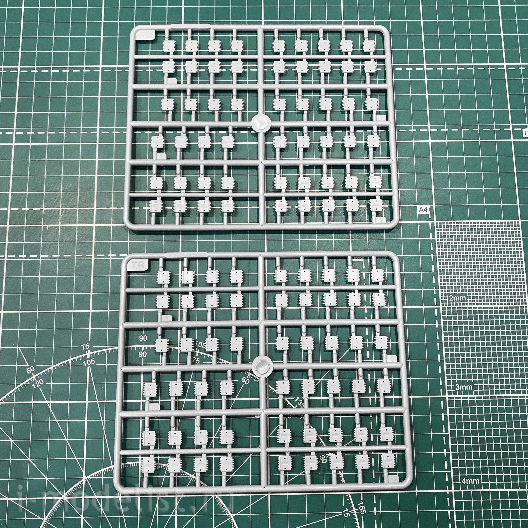 84515 Hobby Boss 1/35 Soviet light WHEELED tracked tank BT-2 (medium version)