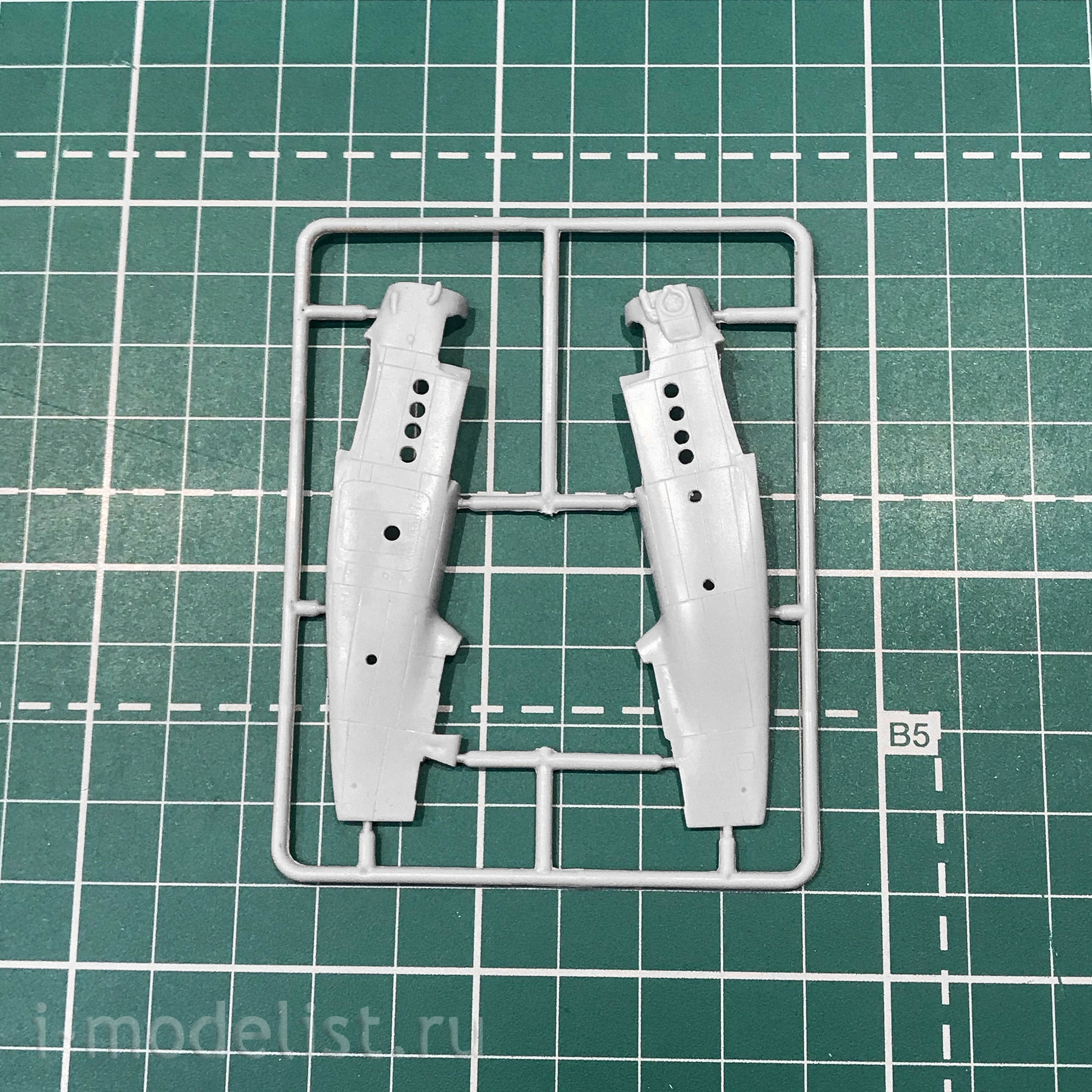 1466 Amodel 1/144 An-6 Aircraft