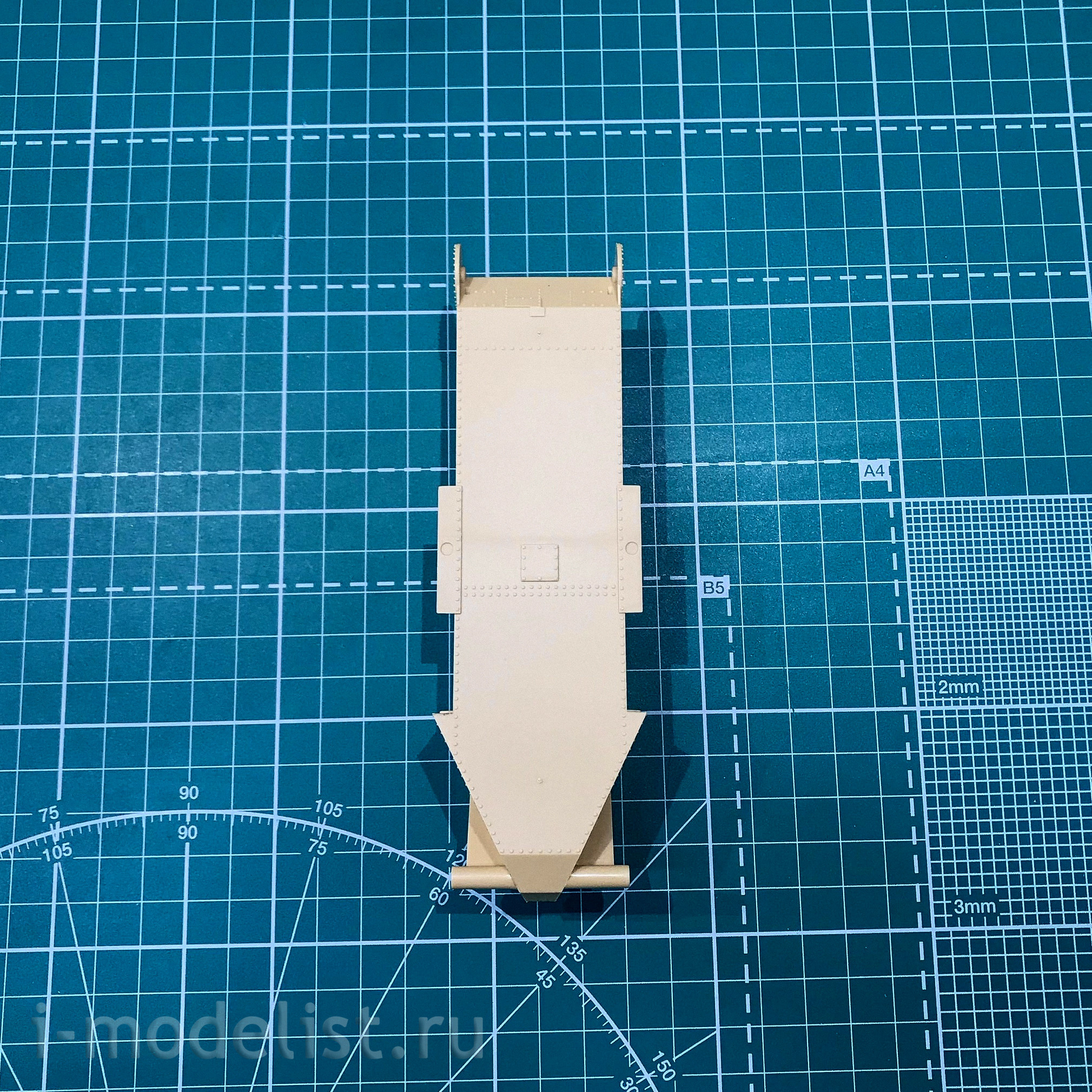 84515 Hobby Boss 1/35 Soviet light WHEELED tracked tank BT-2 (medium version)