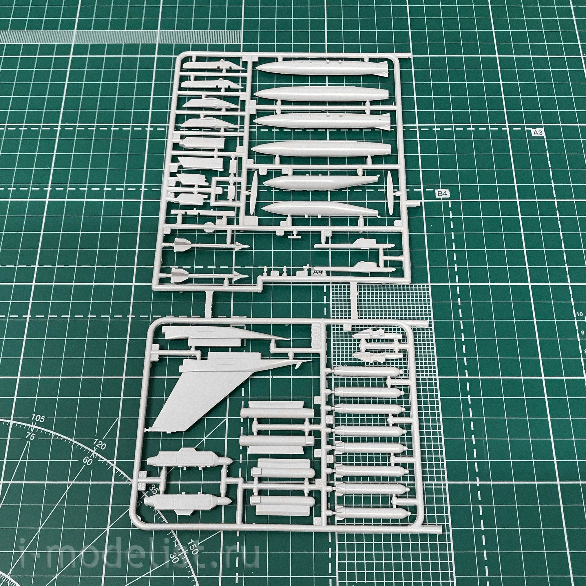 60701 Tamiya 1/72 American F16 Fighting Falcon fighter