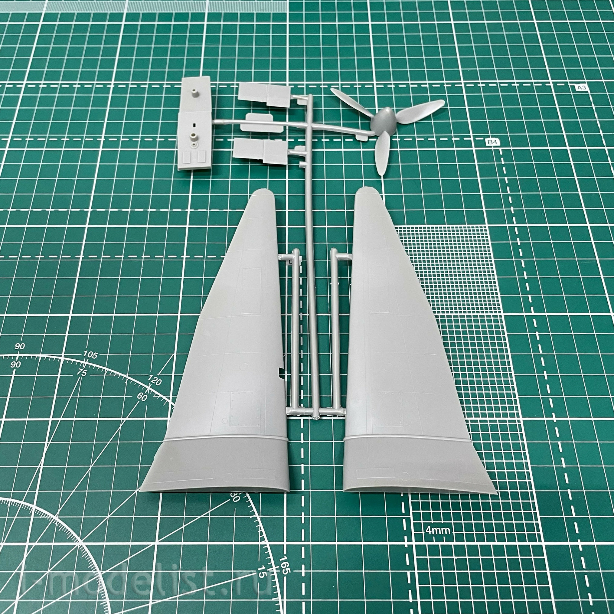 15270 Revell 1/48 STUKA JU 87G-1 Bomber