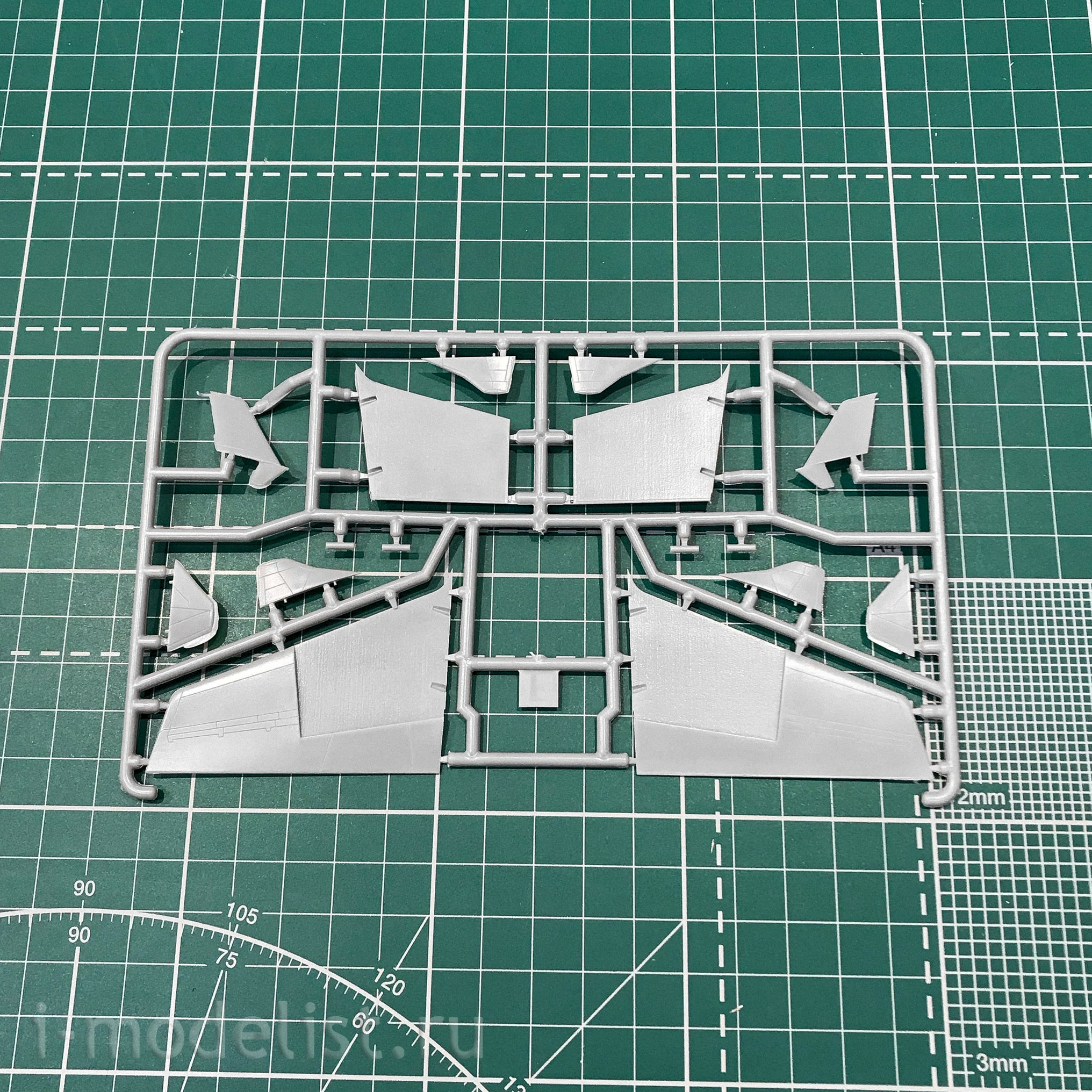 144102 Orient Express 1/144 Airliner MD-11 GE KLM