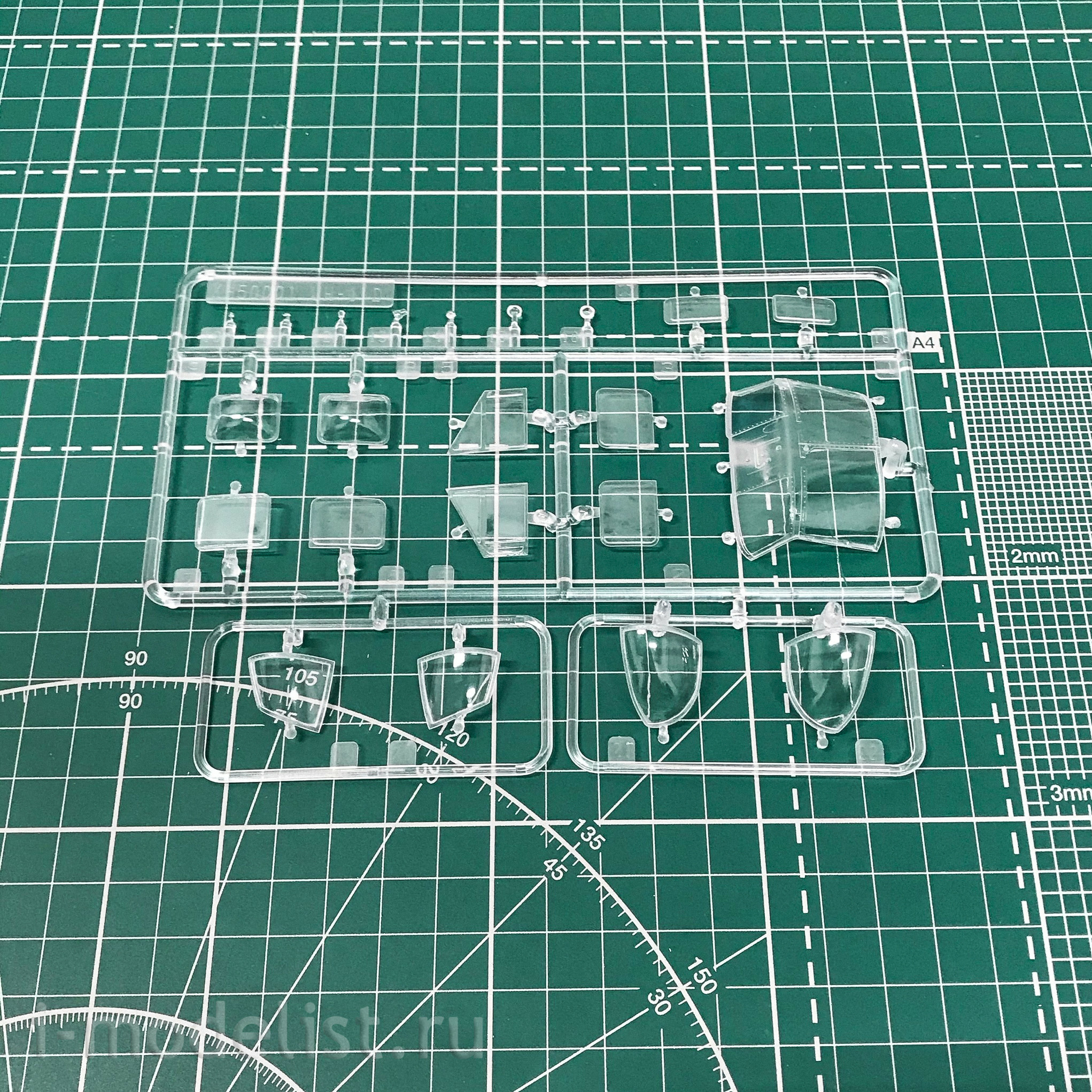 KH80128+ Kitty Hawk 1/48 C-35 Fighter (Chinese Air Force) with pilot (Version 2.0)