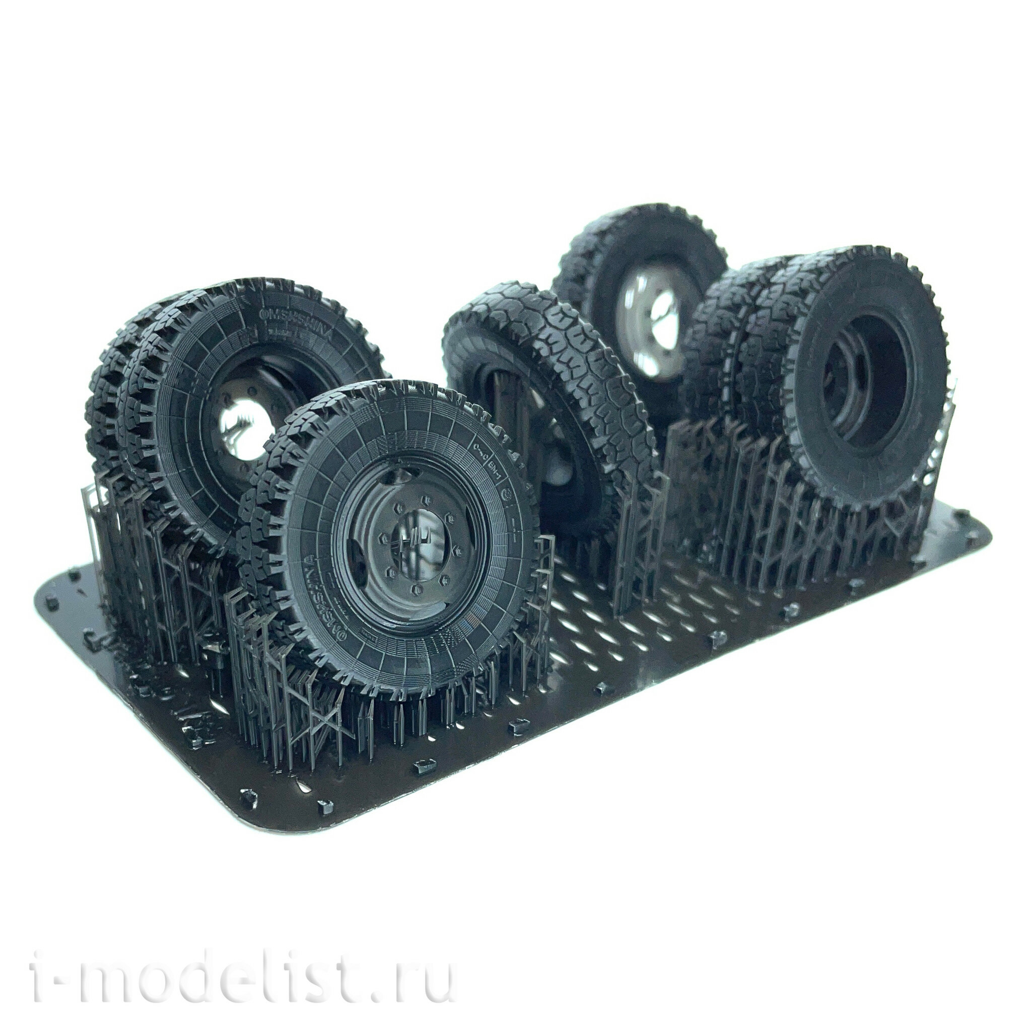 KL350059 Kraft Lab 1/35 Комплект колес в сборе с шинами О-40БМ-1