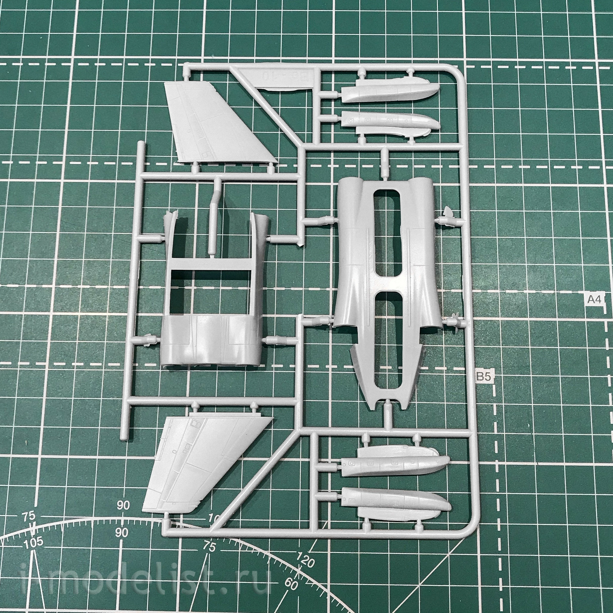 1452 Amodel 1/144 amphibious Aircraft Be-10