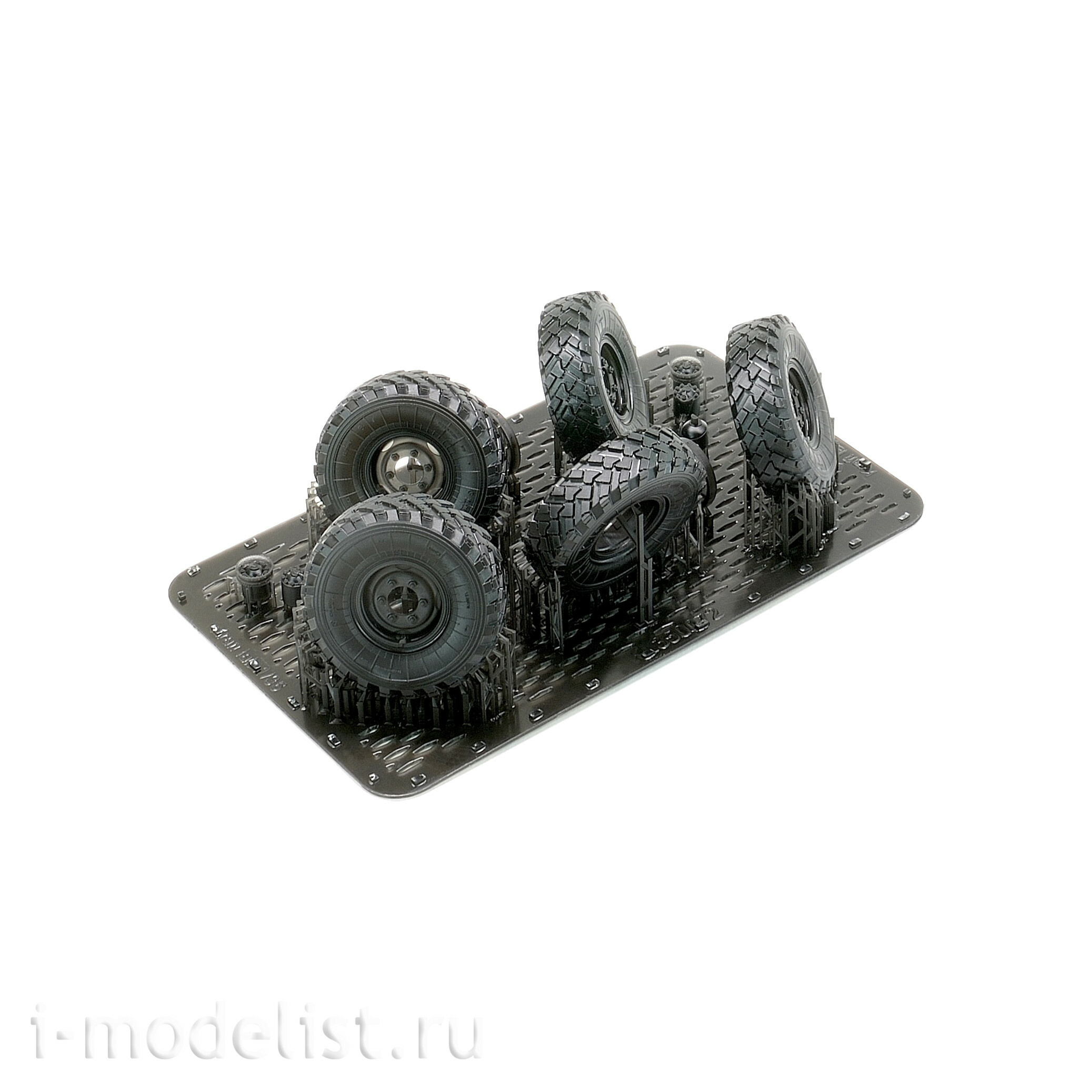 KL350072 Kraft Lab 1/35 Комплект колес в сборе с шинами Ки-115А