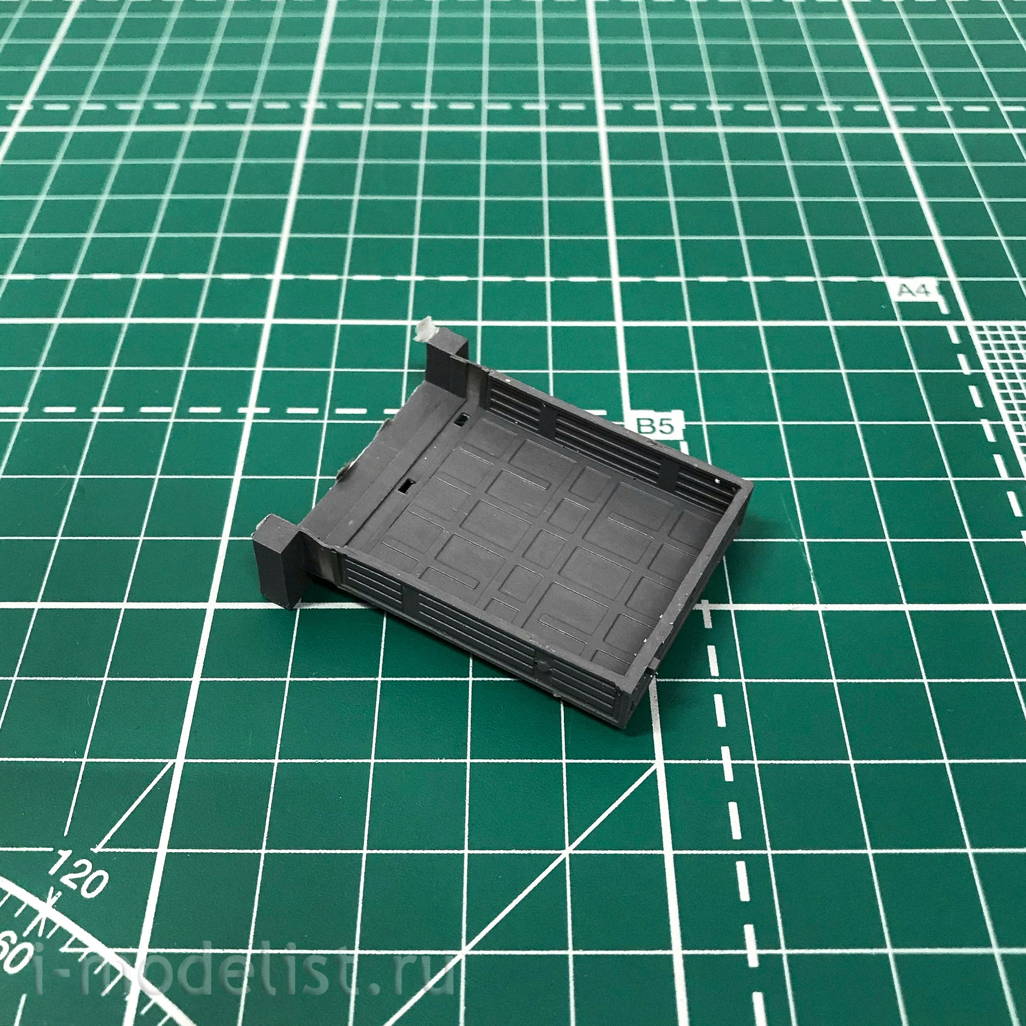 35007 GunTower Models 1/35 Soviet cargo scooter Kit 1 (body)