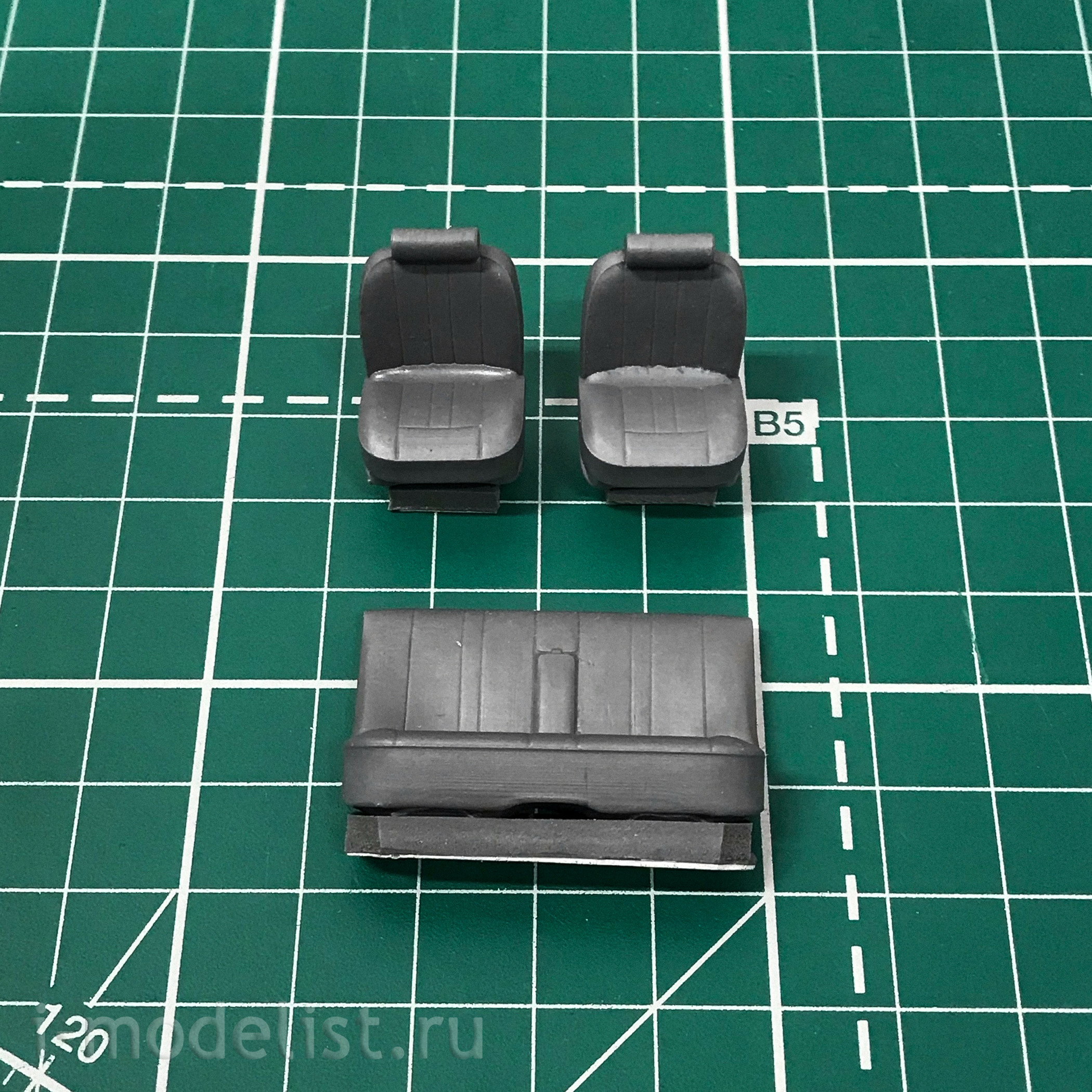 35012 GunTower Models 1/35 Soviet passenger car Kit 5 (2106), solid body