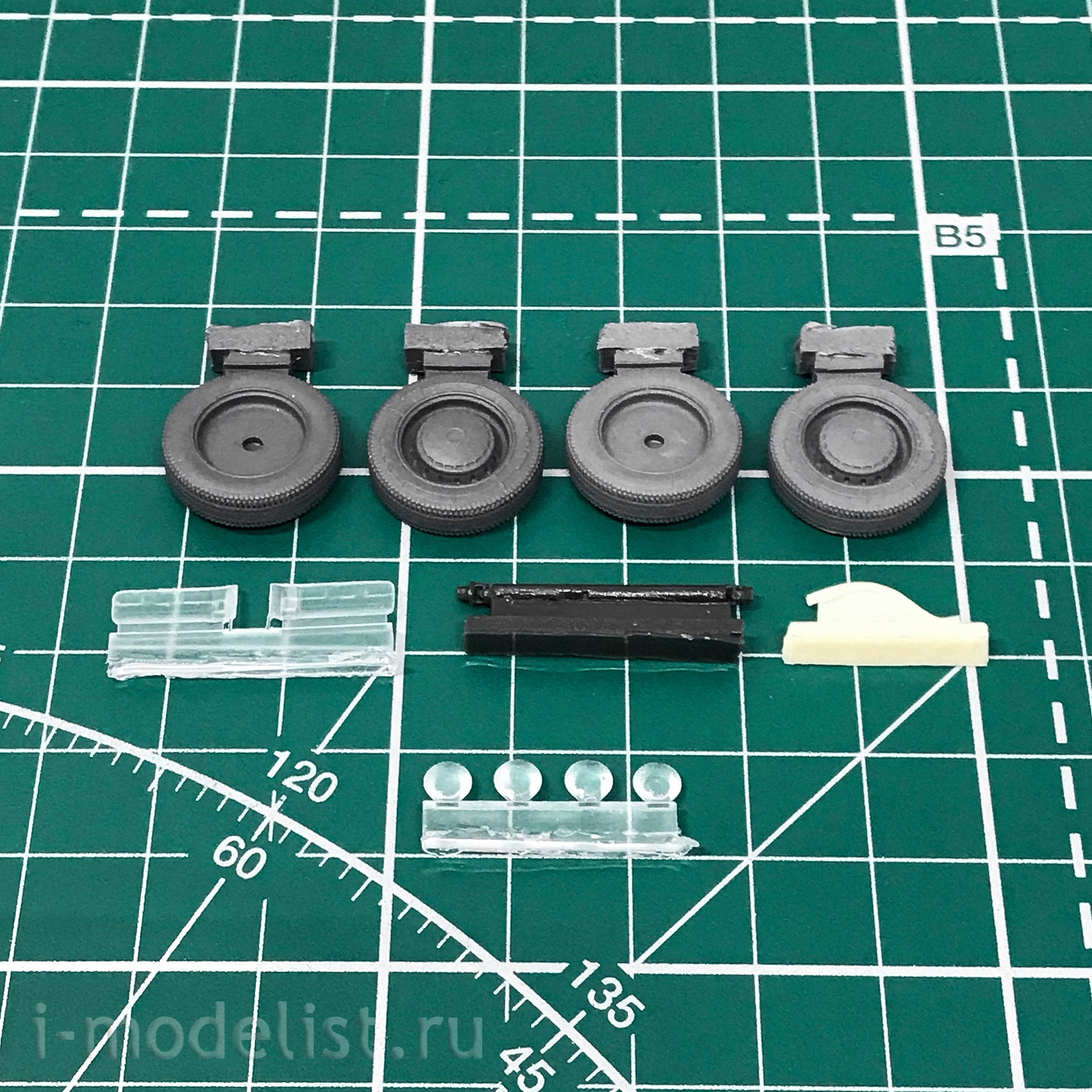 35012 GunTower Models 1/35 Soviet passenger car Kit 5 (2106), solid body