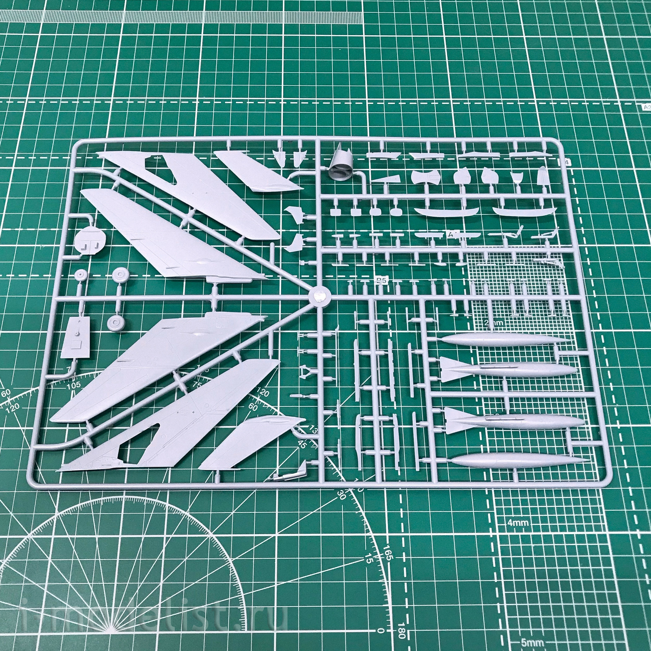 KPM0189 Kovozavody Prostejov 1/72 Aircraft the Shenyang F-6A Early