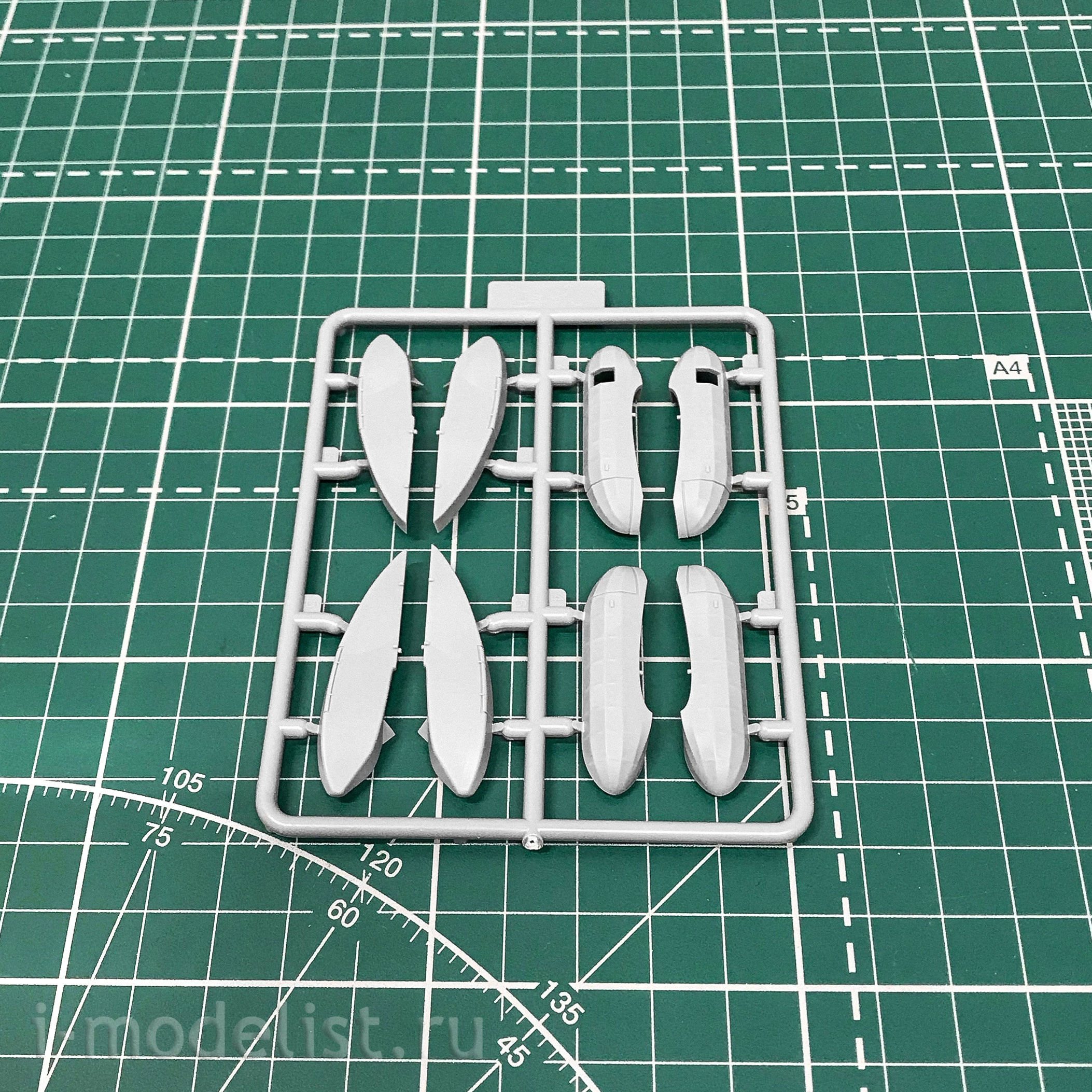 72244 ICM 1/72 U-2 / Po-2, Soviet multi-purpose aircraft II MV