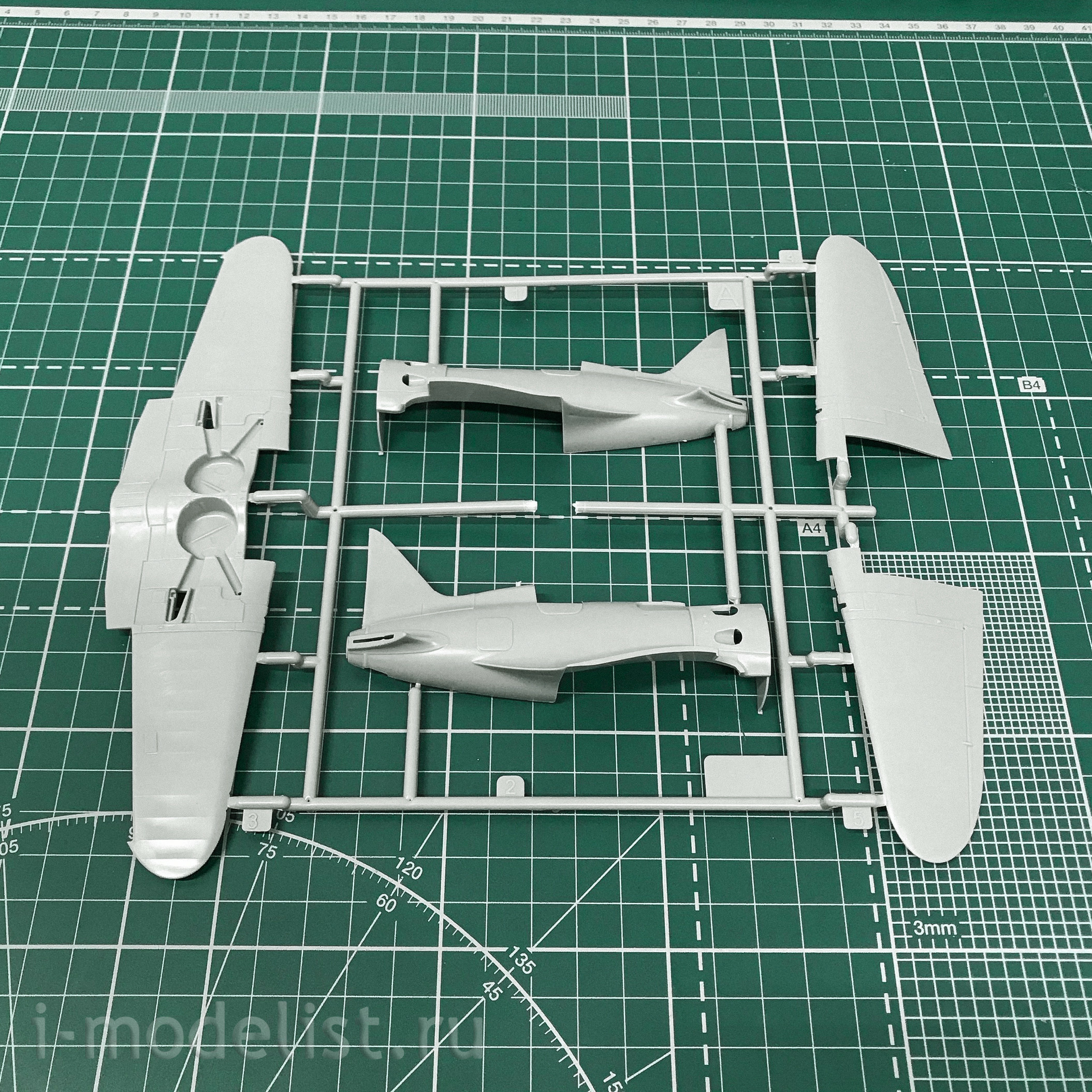 48047 ARK-models 1/48 Soviet fighter I-16 (two models in a box and a new resin) 
