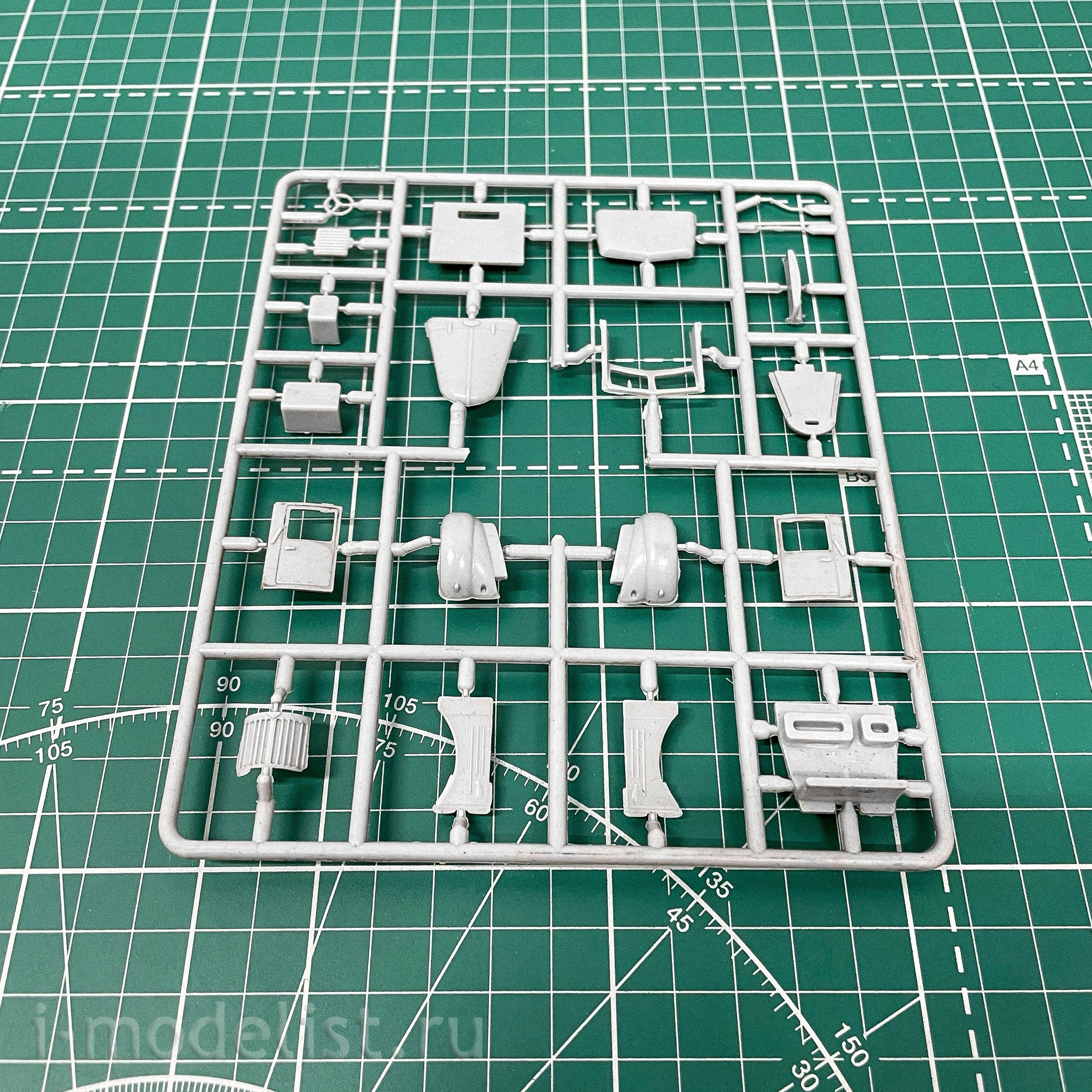 GM72-03 GarbuzModels 1/72 Tanker TZ-200