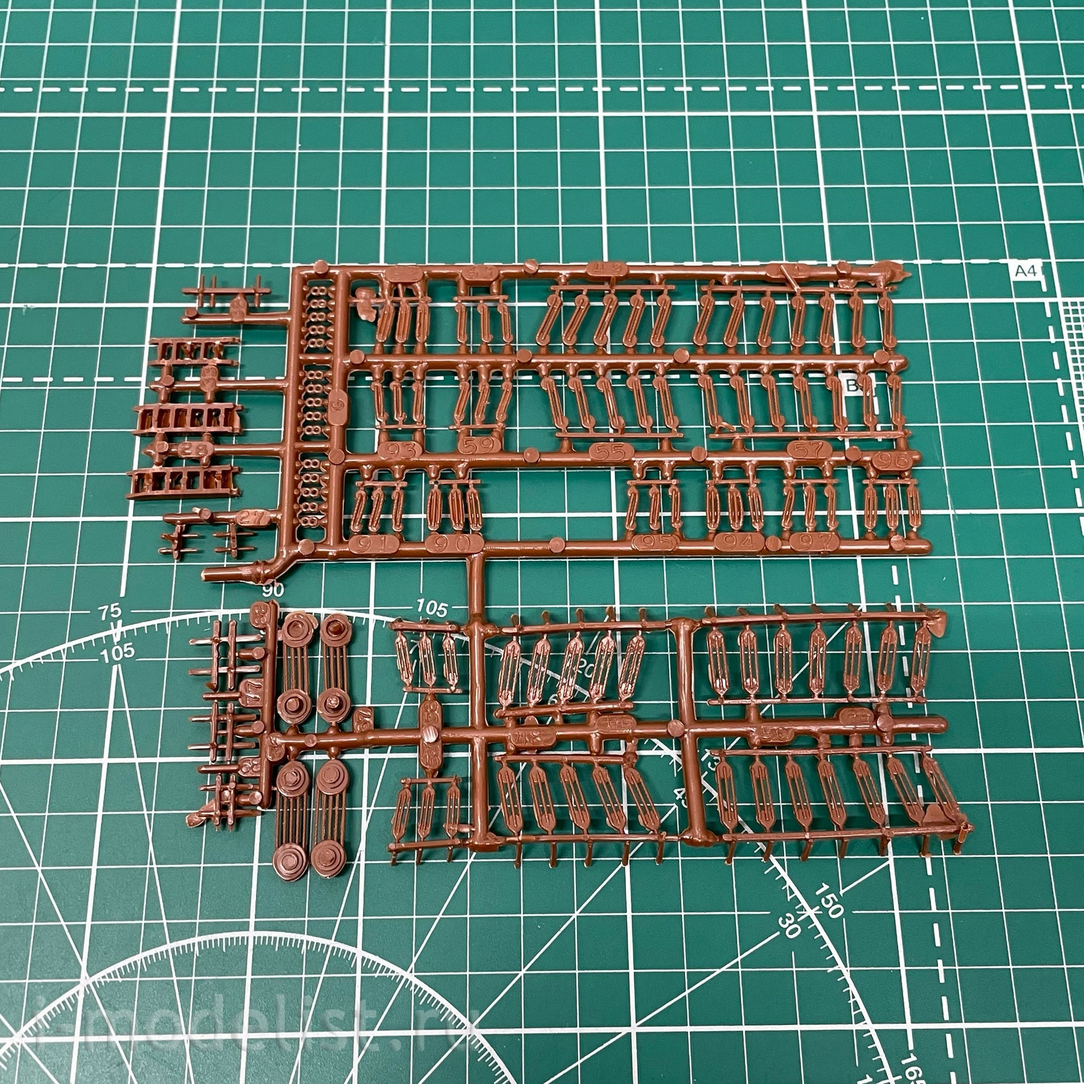 05684 Revell 1/83 Gift set 