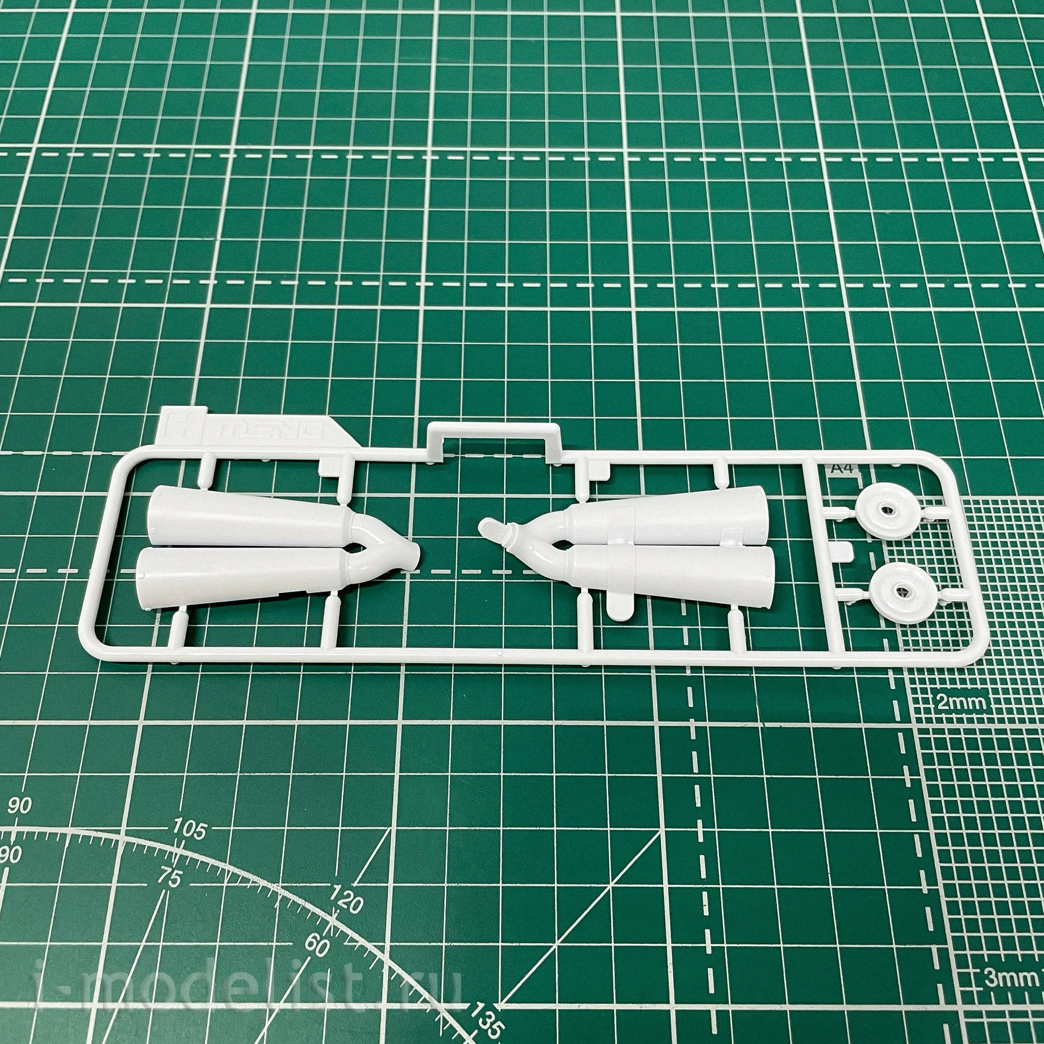 MT-003 Meng 1/9 BMW R nineT Motorcycle