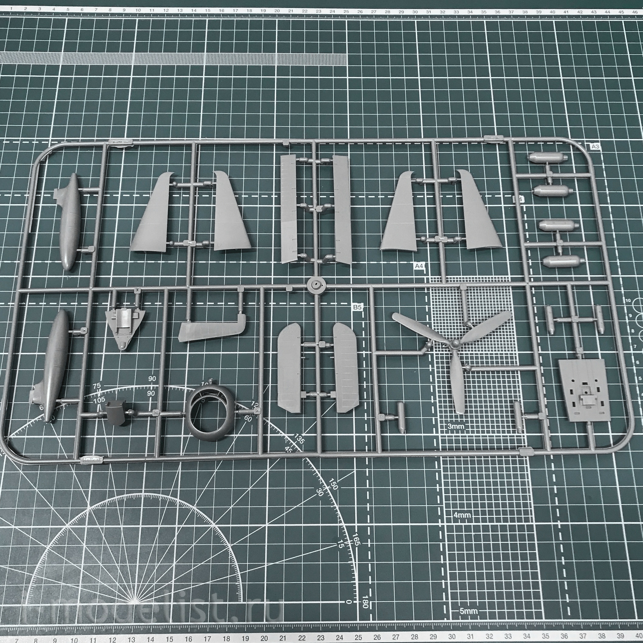 Eduard 1/48 84134 Hellcat Mk Plane. II