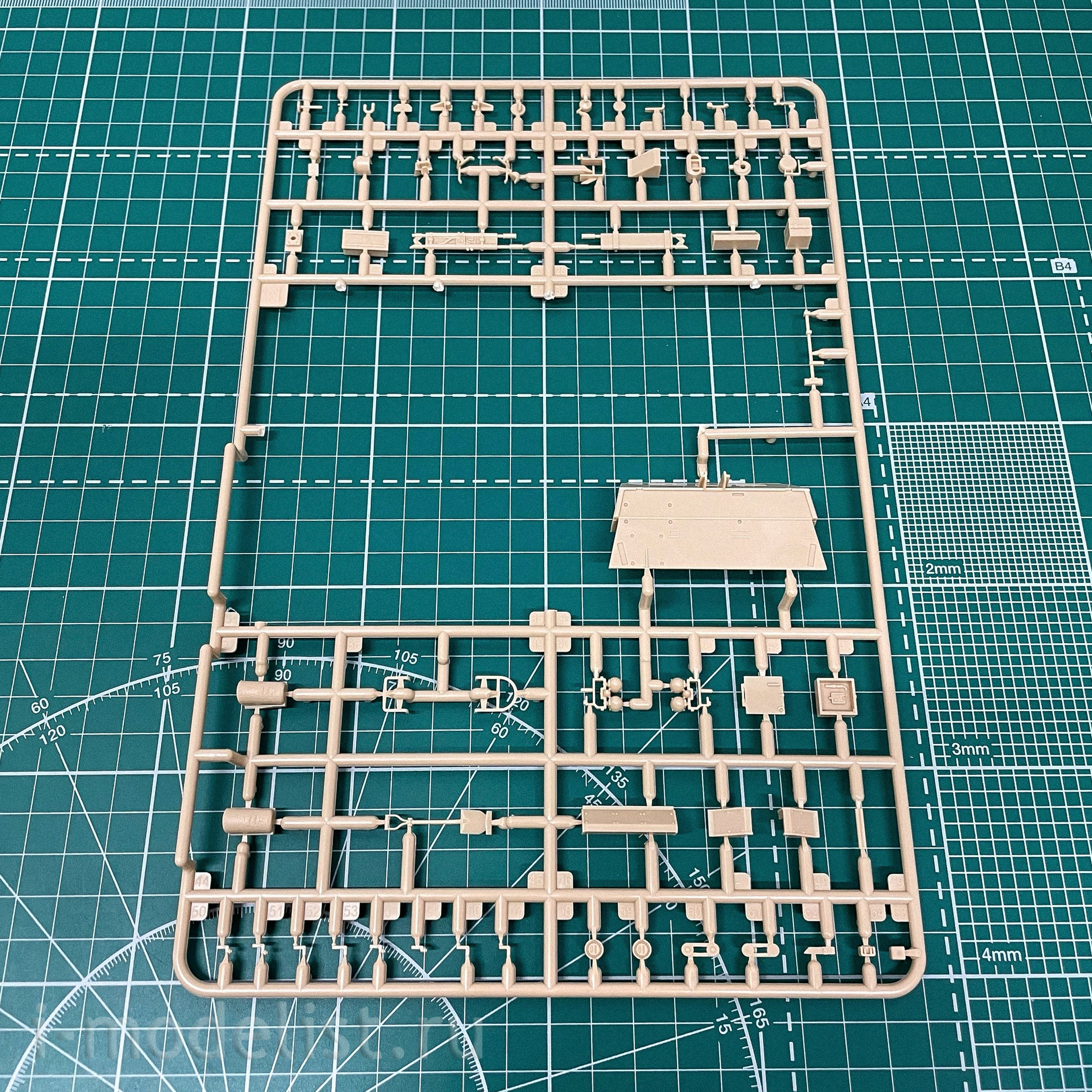 35A048 Amusing Hobby 1/35 IDF SHOT KAL 
