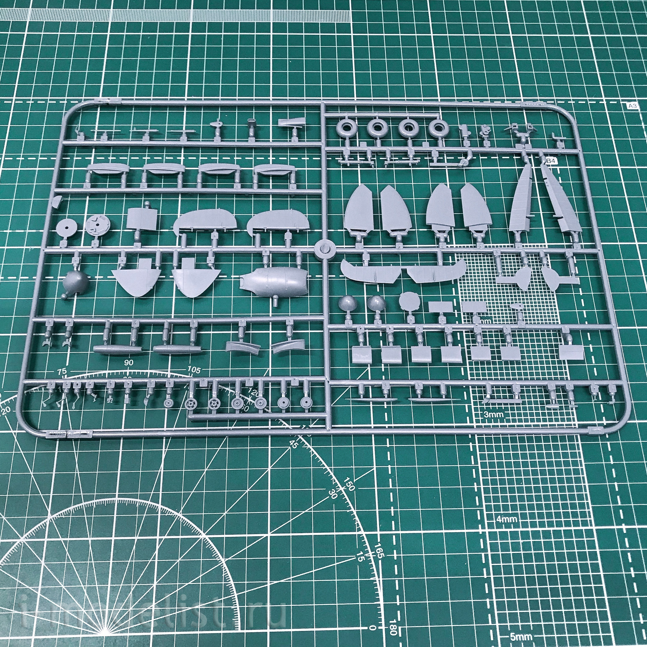 11143 Eduard 1/48 Spitfire History
