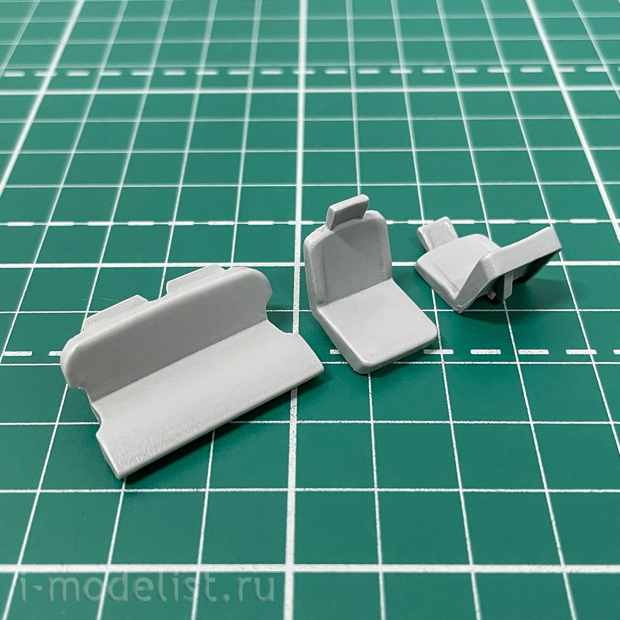 1517AVD AVD Models 1/43 Car Bohse Euro-Zvezda