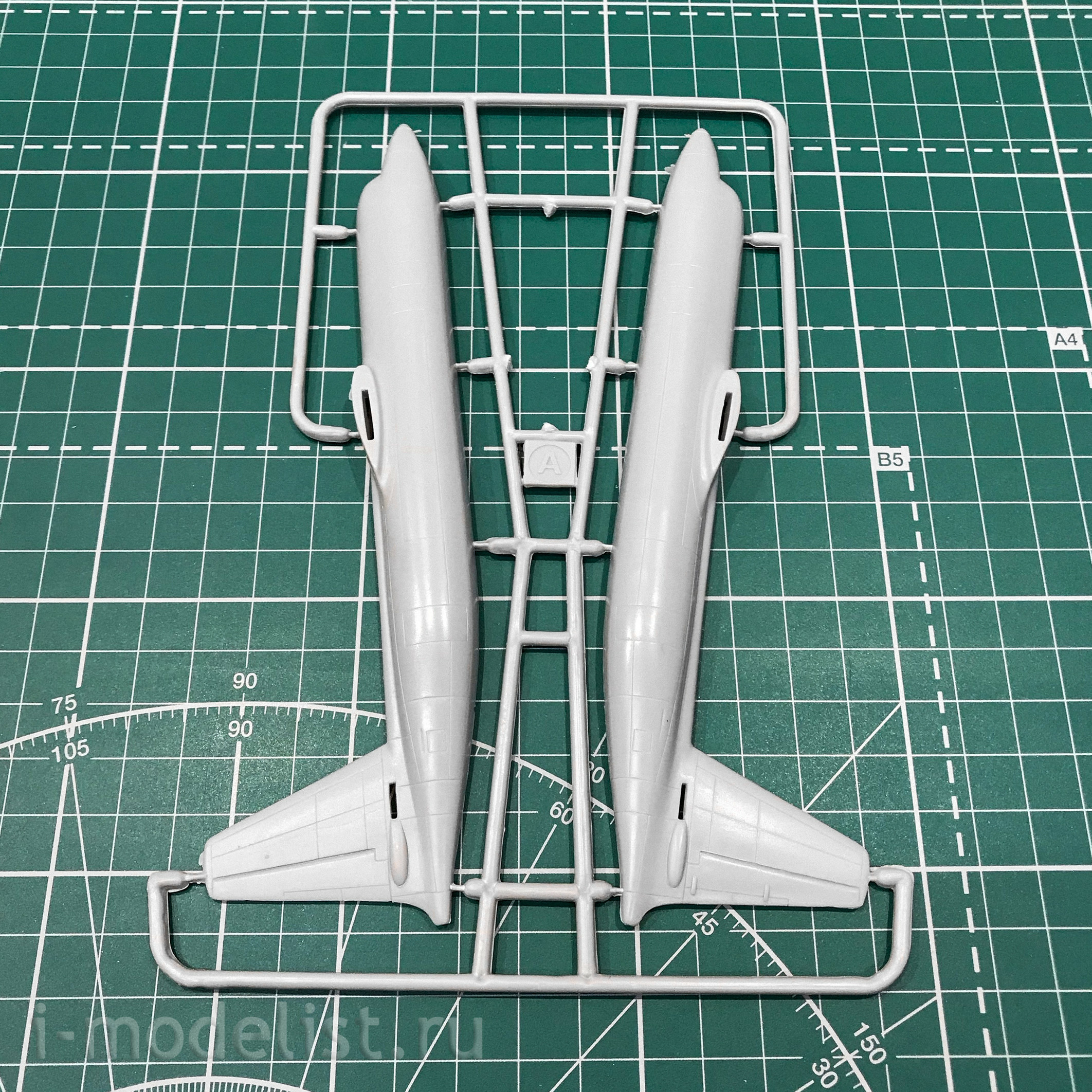 144116-2 Orient Express 1/144 Passenger aircraft Fokker F-27-500 Farnair
