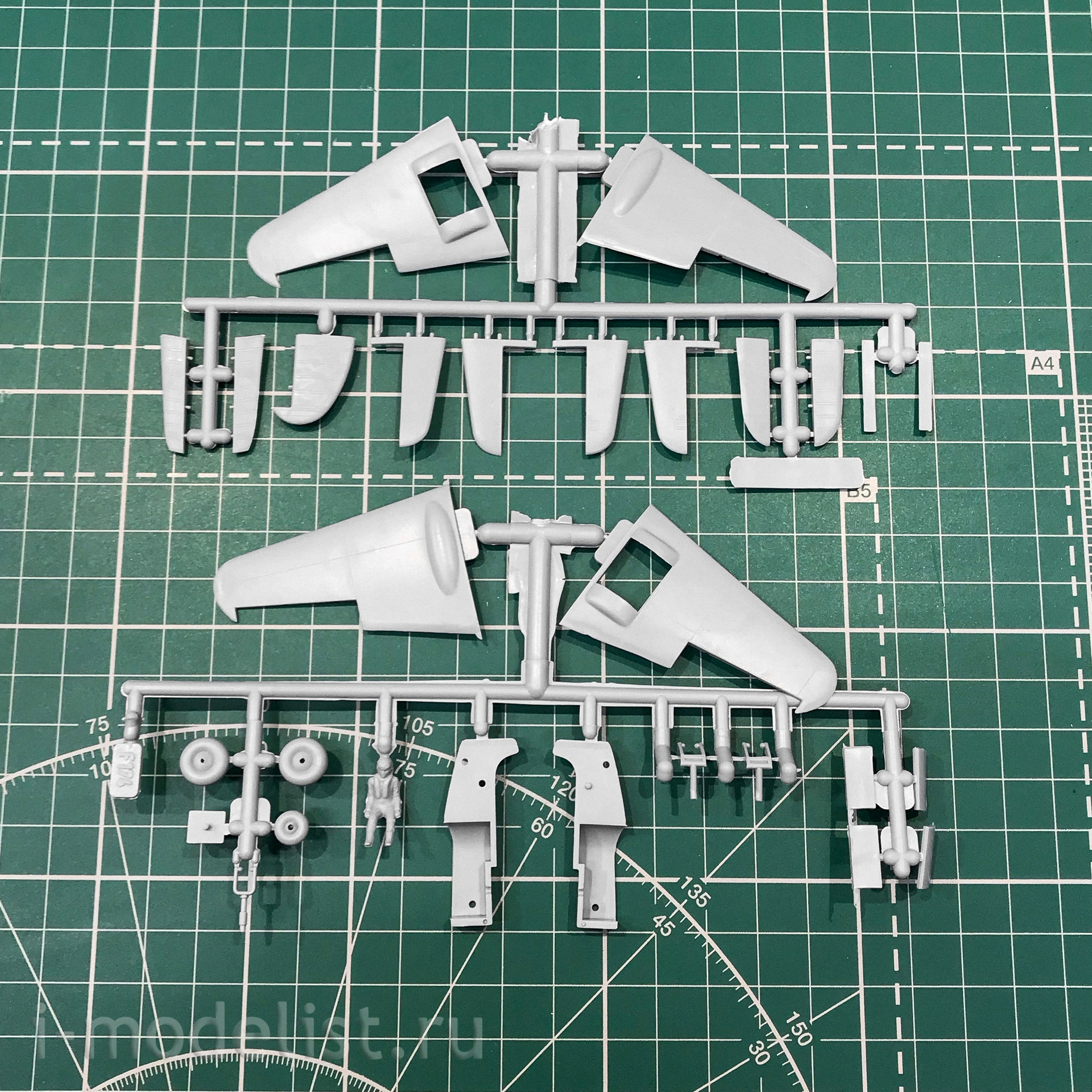 72259 Amodel 1/72 MBB Bo-105P Helicopter 